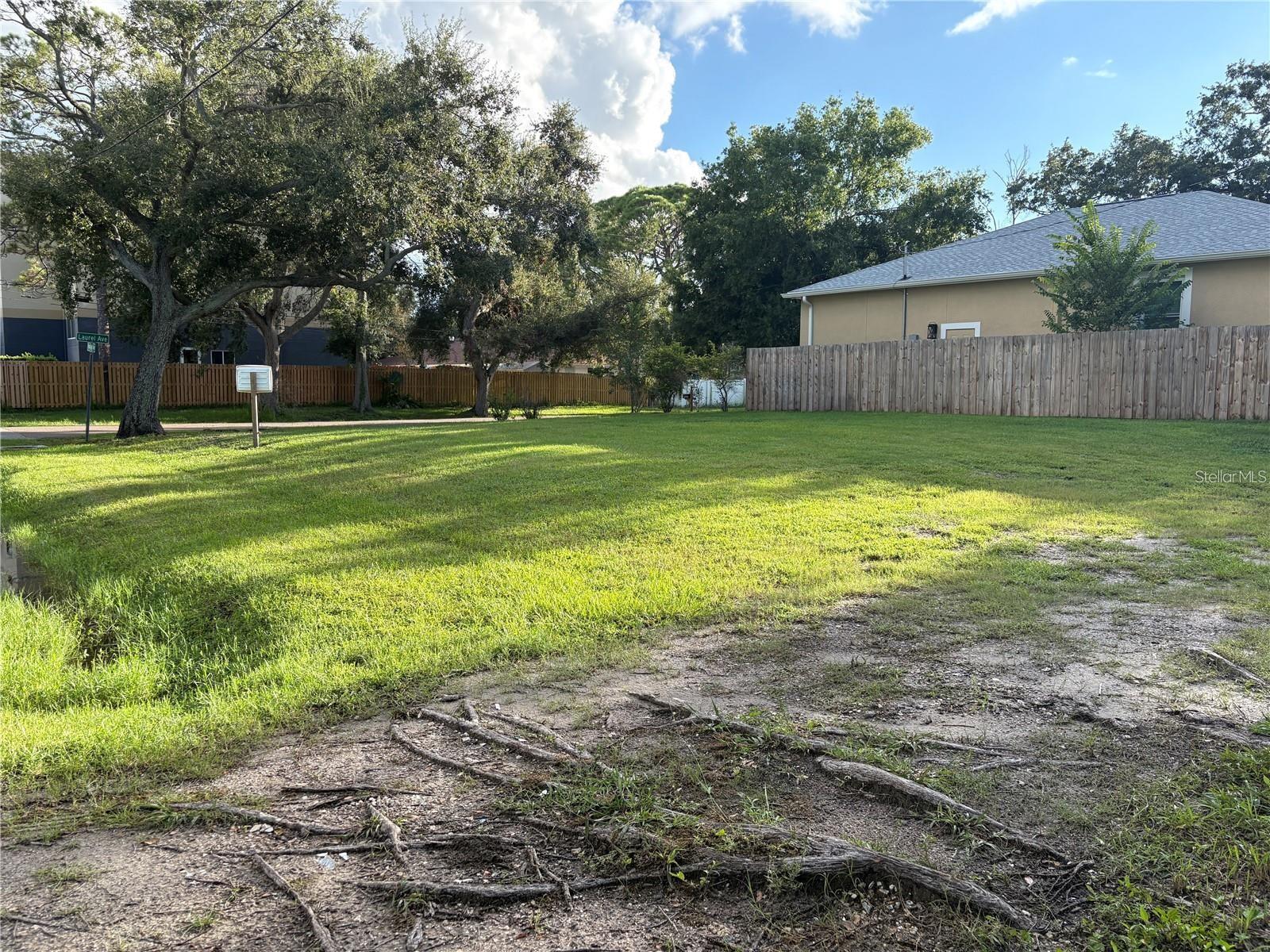 3215 LAUREL AVE, CLEARWATER, FL, 33762