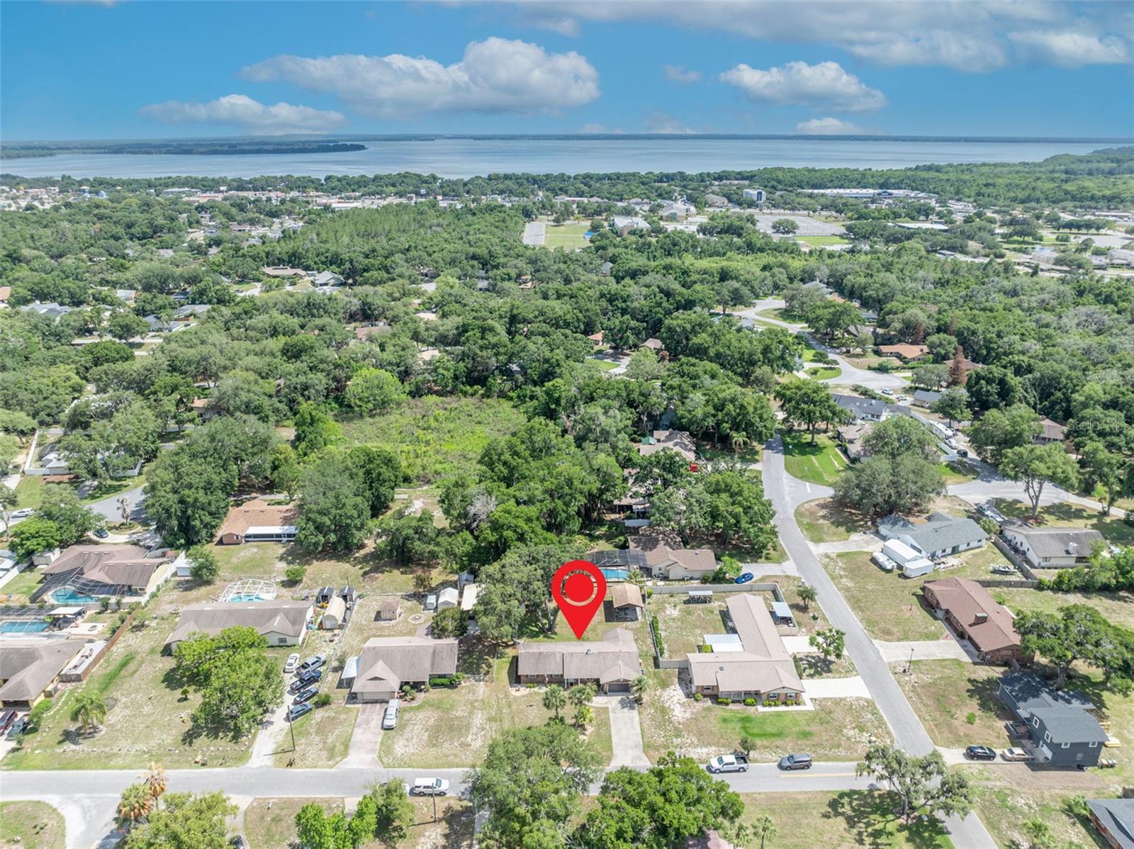 9830 BUNKER RD, LEESBURG, FL, 34788