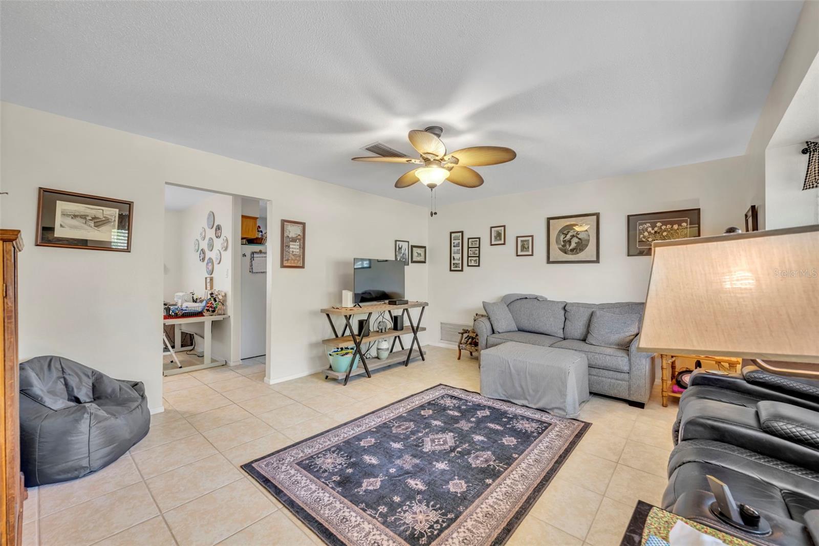 9830 BUNKER RD, LEESBURG, FL, 34788