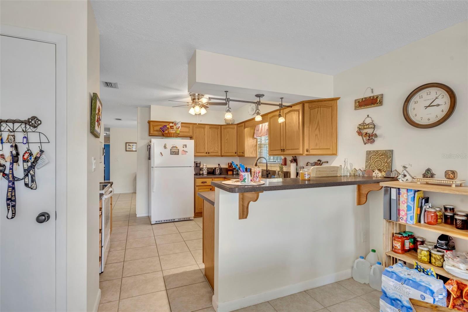 9830 BUNKER RD, LEESBURG, FL, 34788
