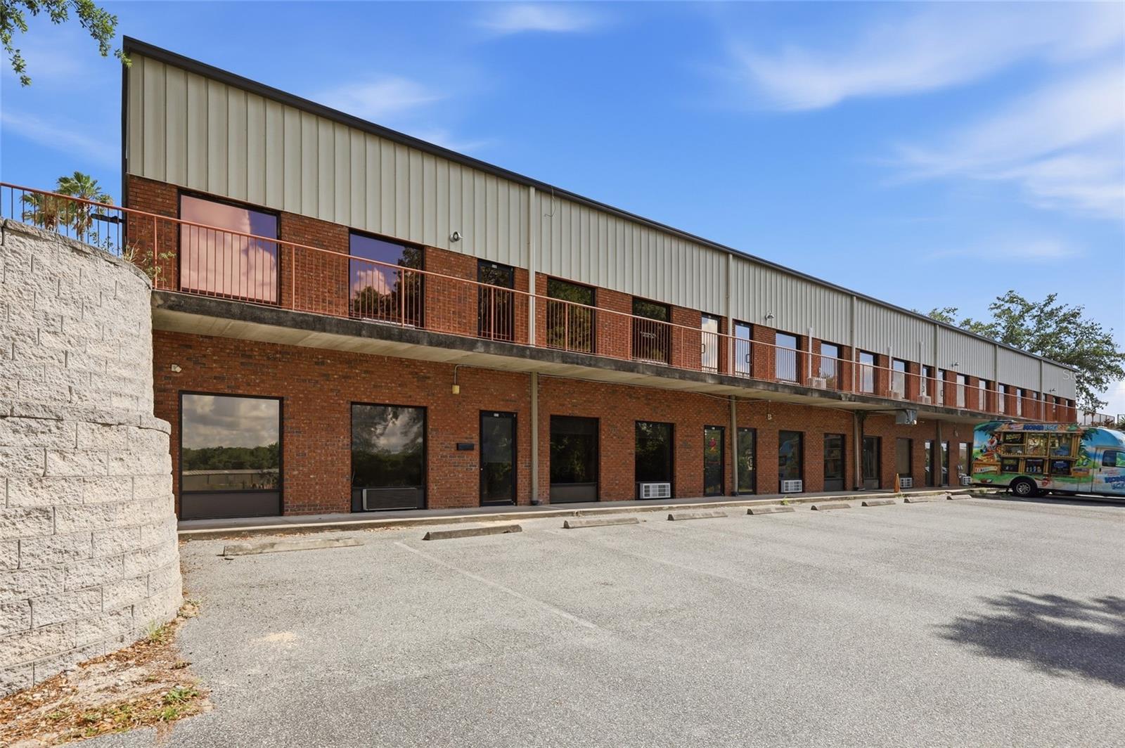 30924 SUNEAGLE DR #Suite 201-203, MOUNT DORA, FL, 32757
