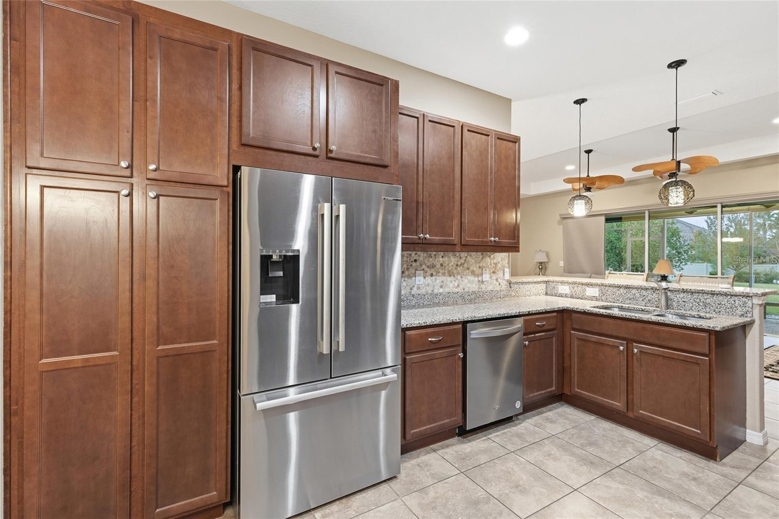 8683 BRIDGEPORT BAY CIR, MOUNT DORA, FL, 32757