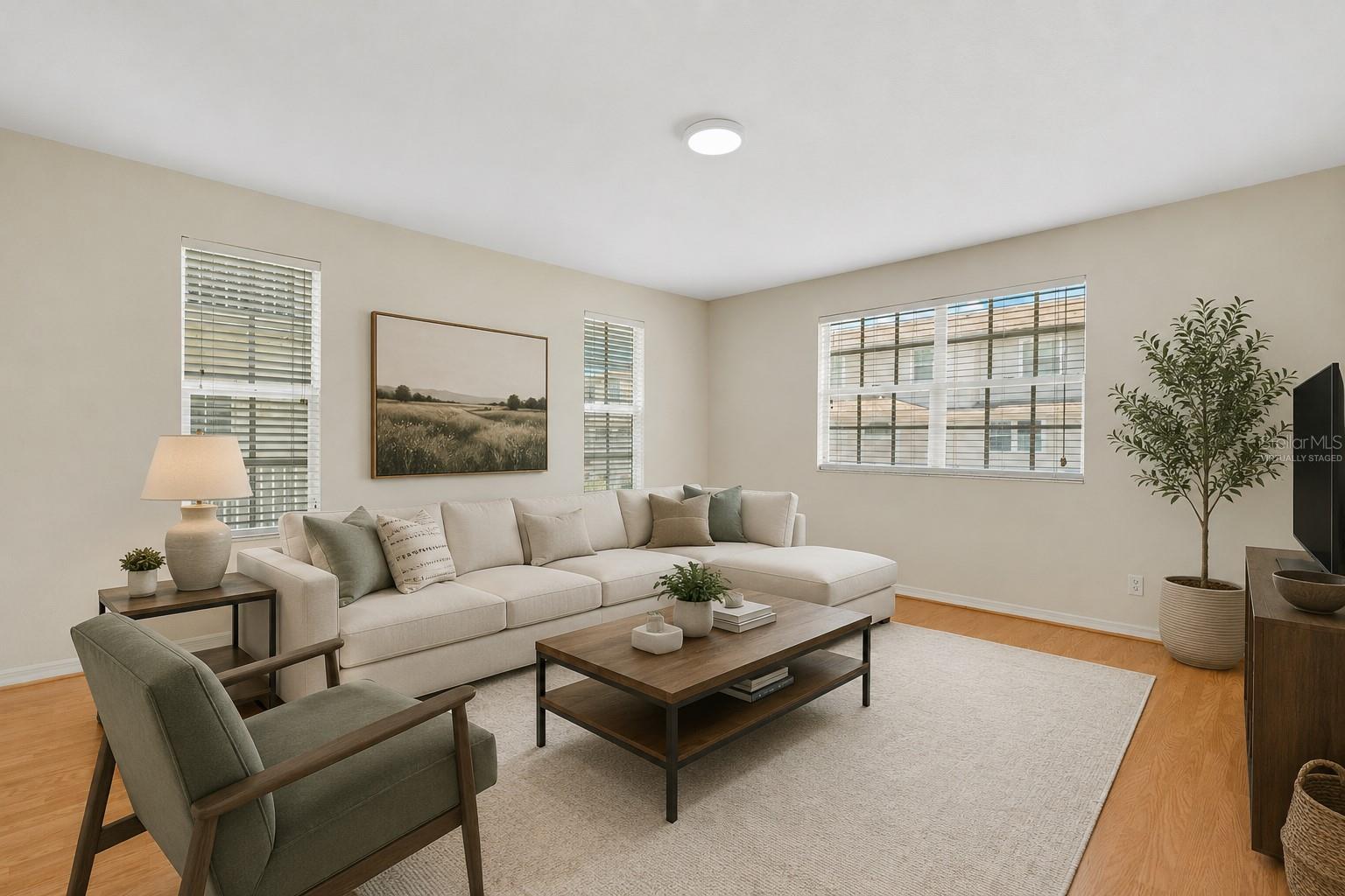8198 EAGLES PARK DR, ST PETERSBURG, FL, 33709