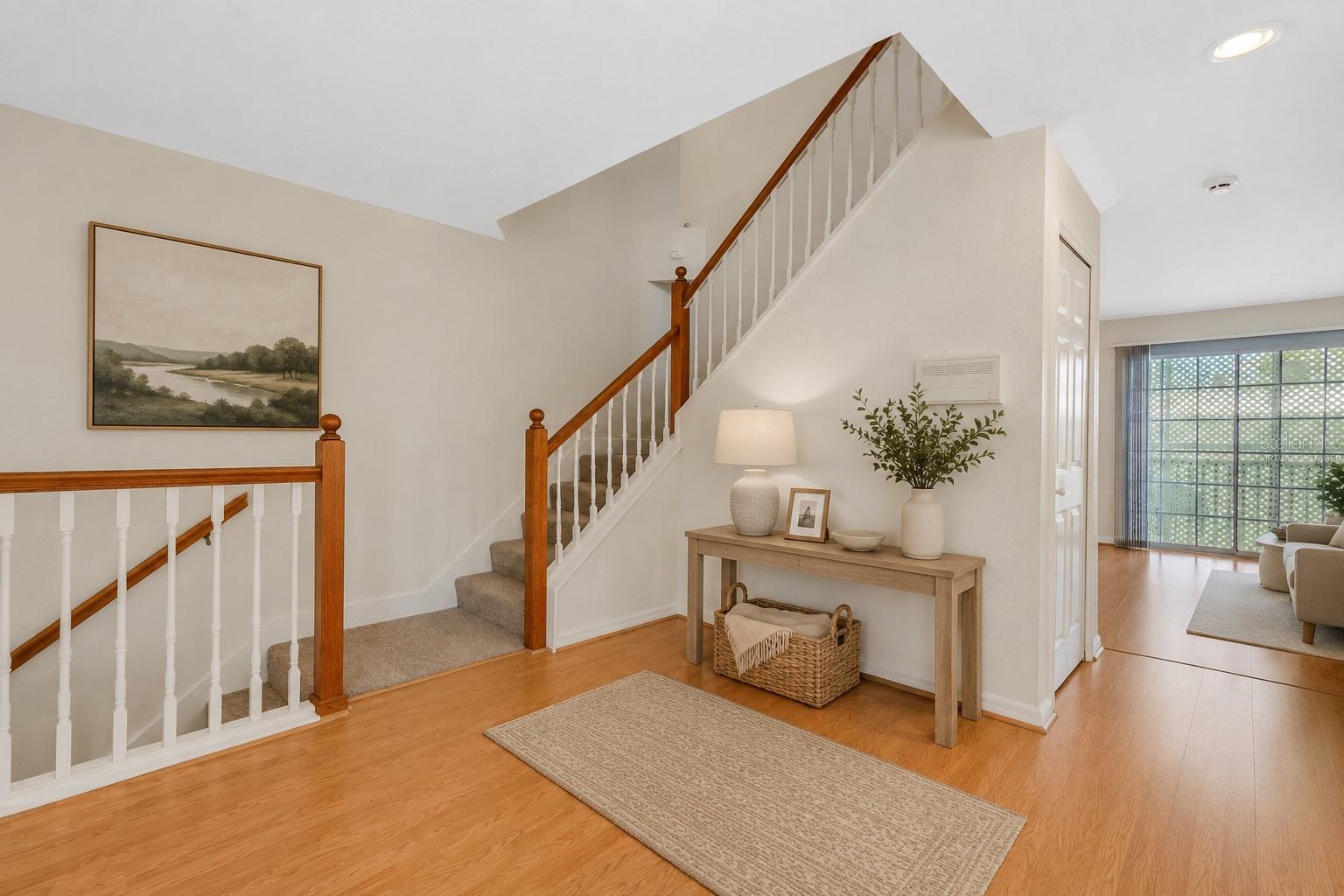 8198 EAGLES PARK DR, ST PETERSBURG, FL, 33709