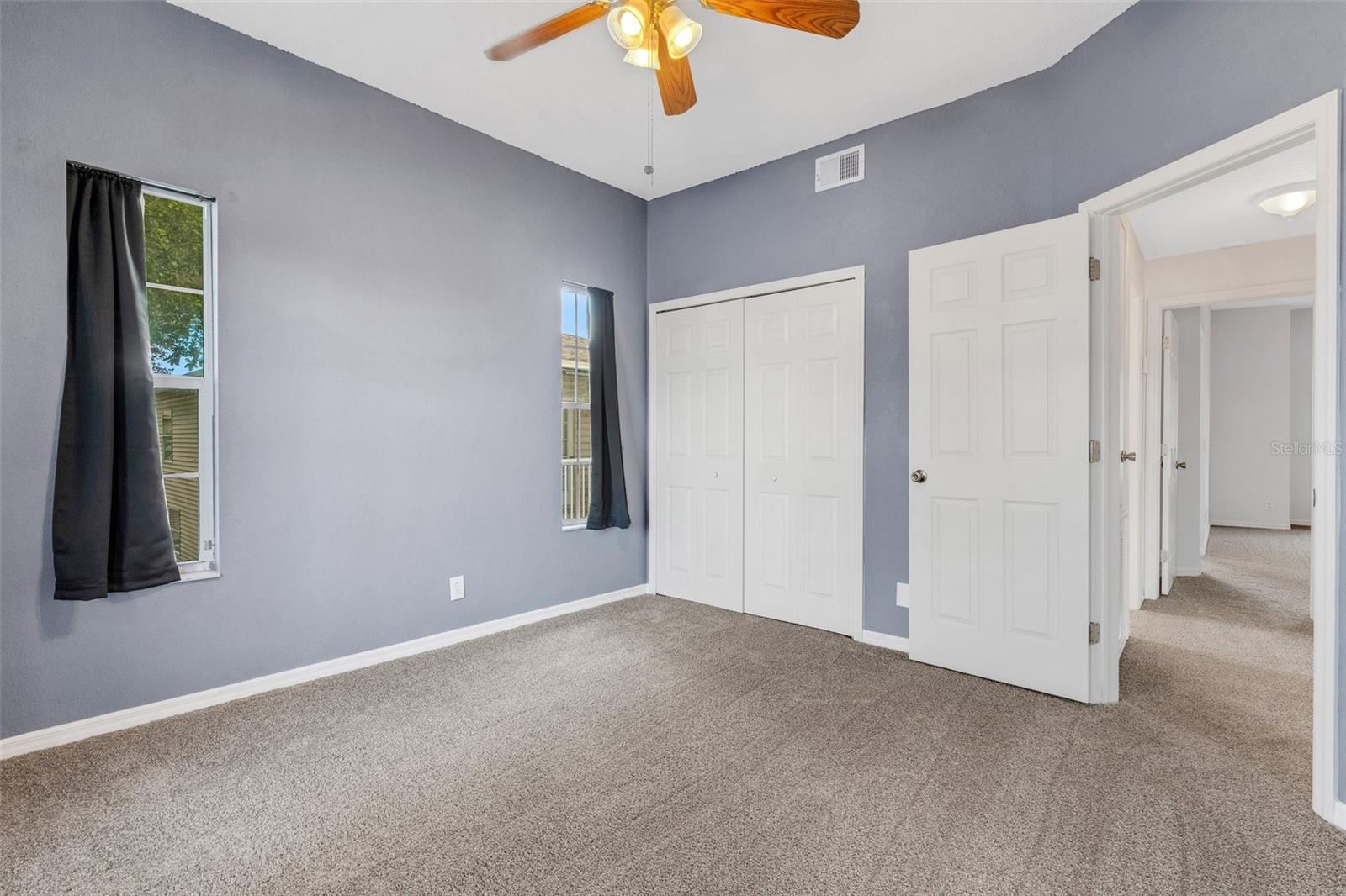 8198 EAGLES PARK DR, ST PETERSBURG, FL, 33709