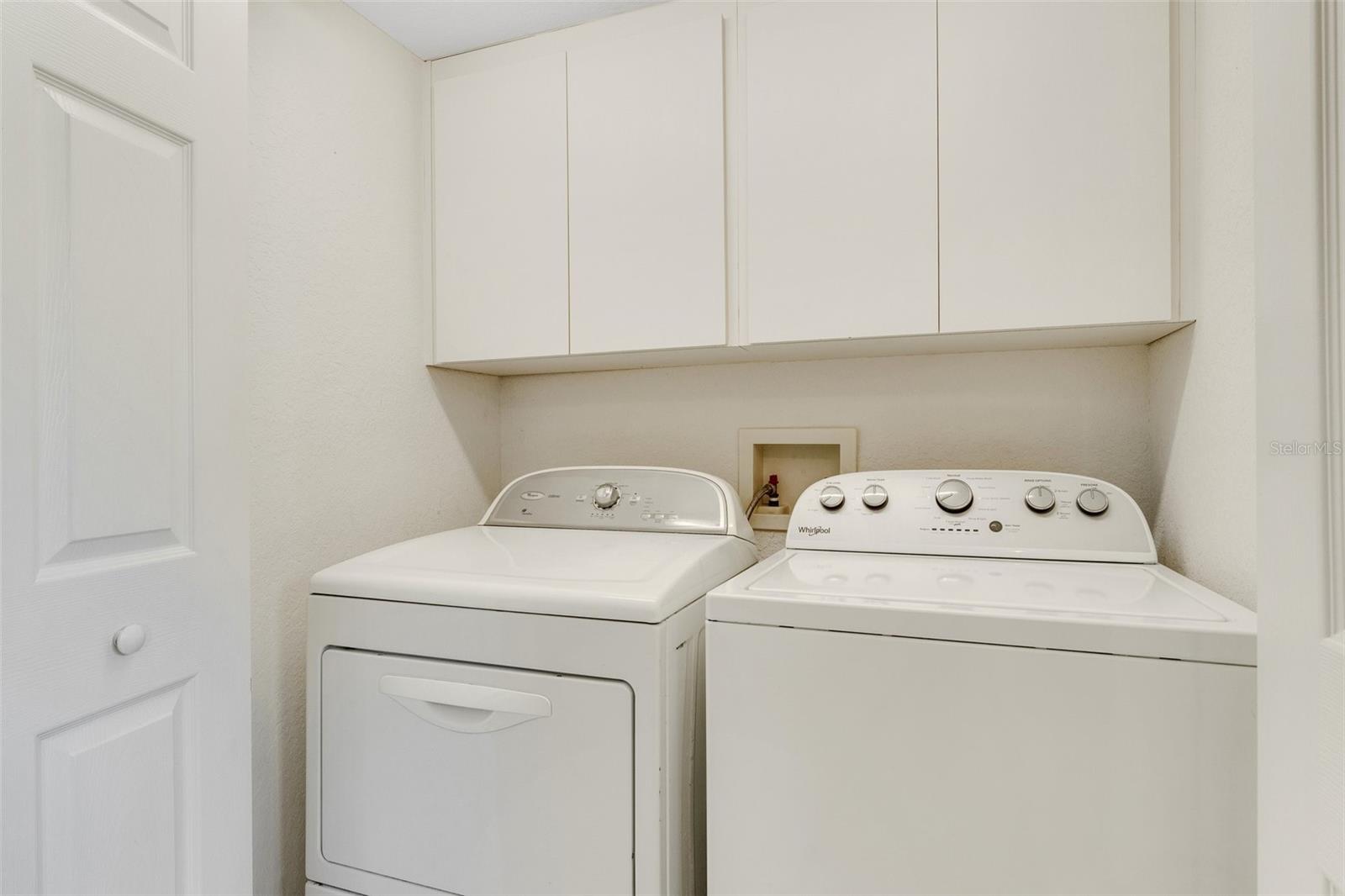 8198 EAGLES PARK DR, ST PETERSBURG, FL, 33709