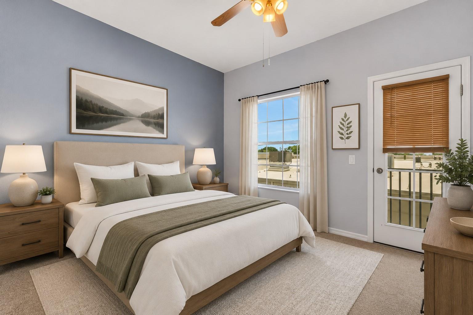 8198 EAGLES PARK DR, ST PETERSBURG, FL, 33709