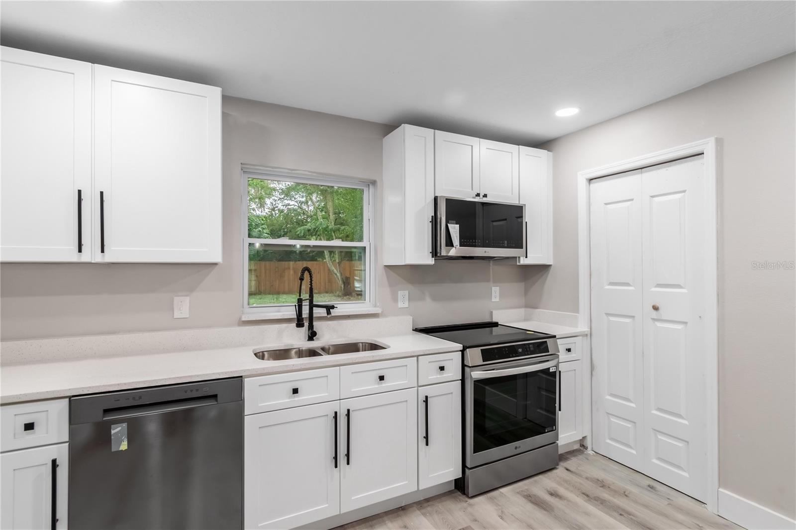 1702 NW 27TH AVE, OCALA, FL, 34475