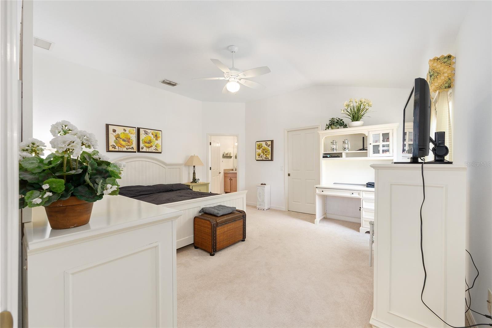 2047 DUNSTER CT, THE VILLAGES, FL, 32162
