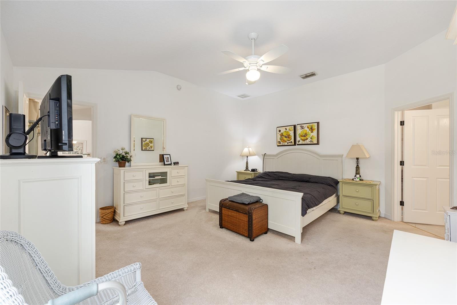 2047 DUNSTER CT, THE VILLAGES, FL, 32162