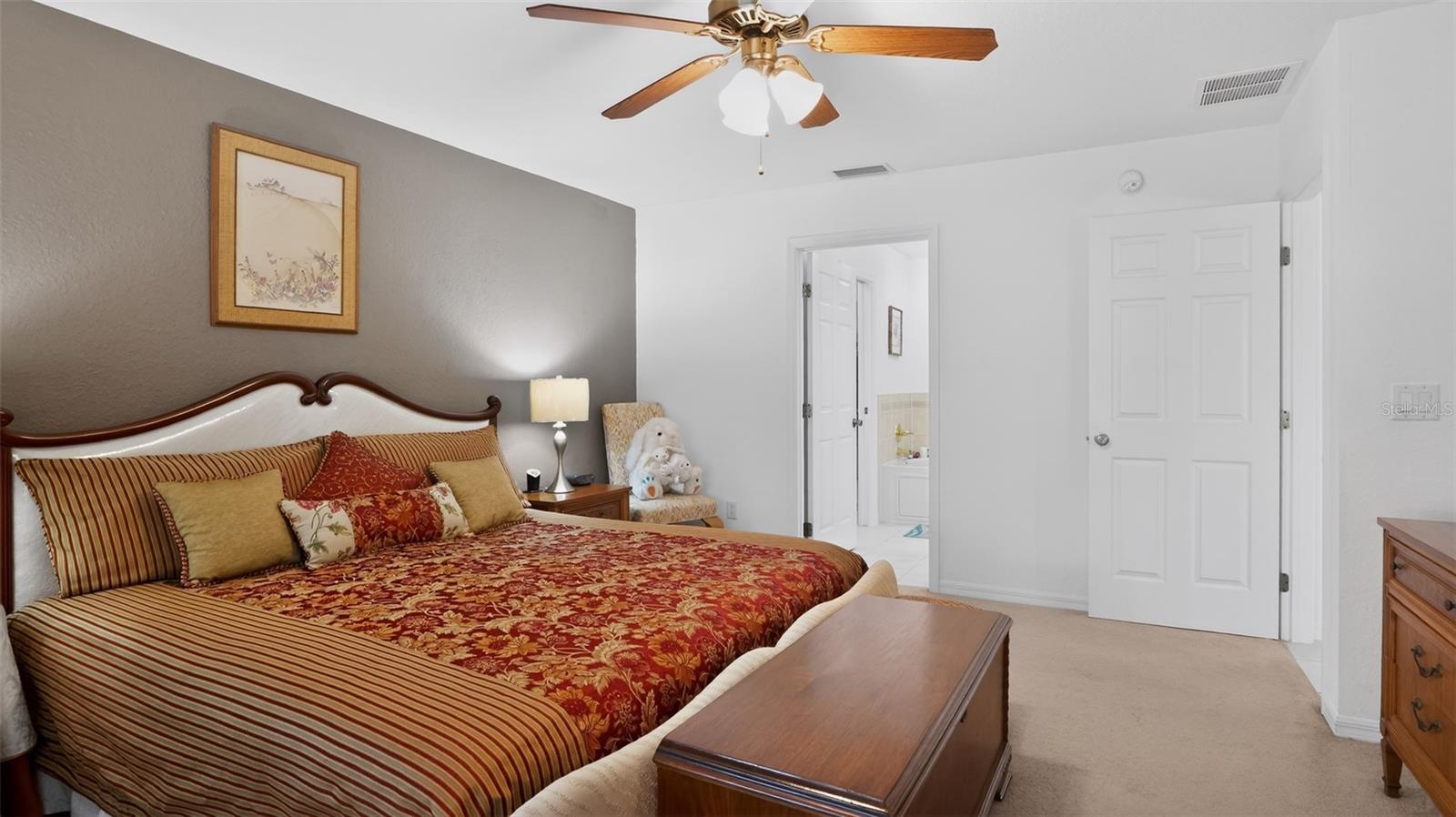 208 MARION OAKS TRL, OCALA, FL, 34473