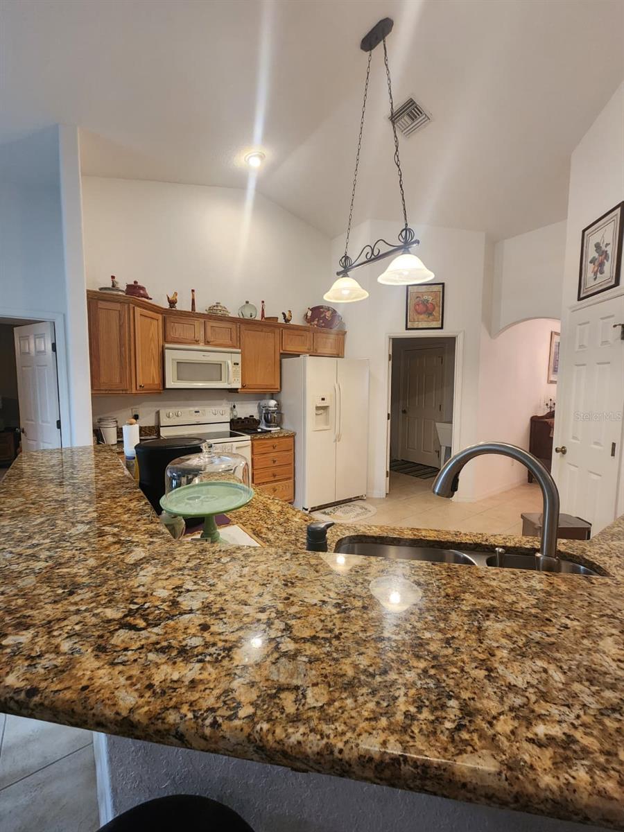 208 MARION OAKS TRL, OCALA, FL, 34473