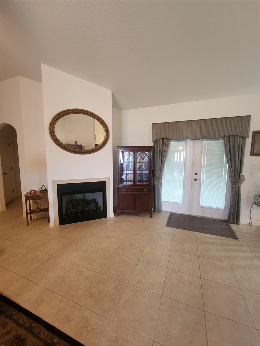 208 MARION OAKS TRL, OCALA, FL, 34473