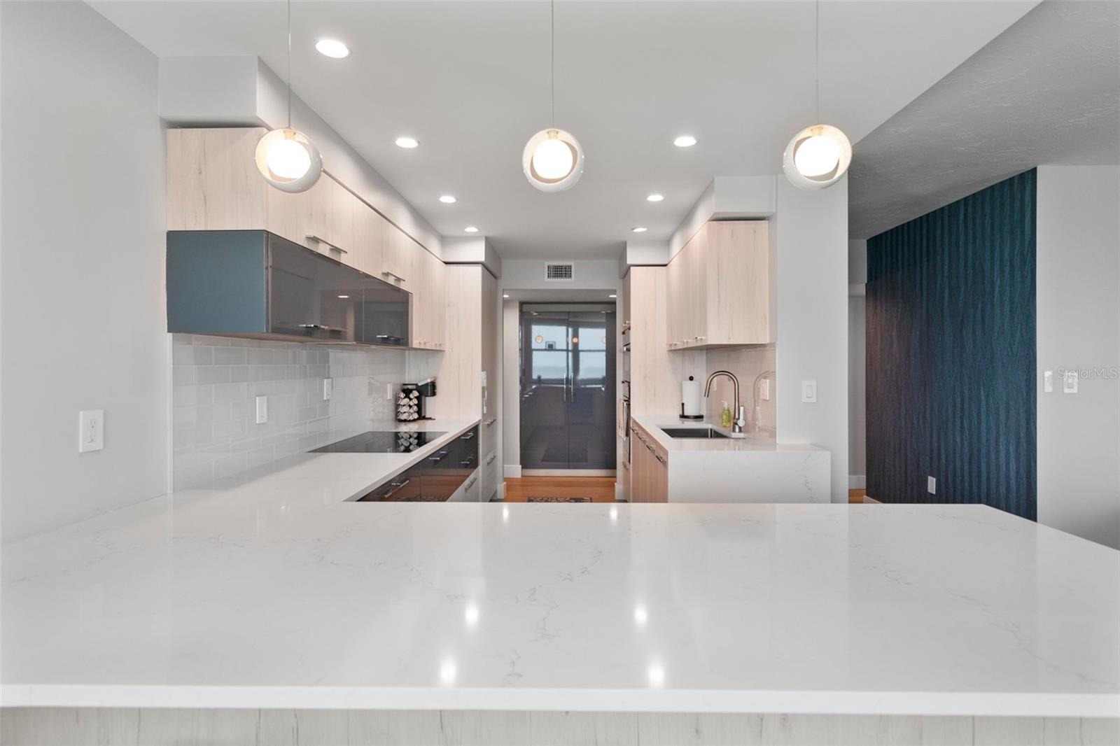 1050 LONGBOAT CLUB RD #901, LONGBOAT KEY, FL, 34228