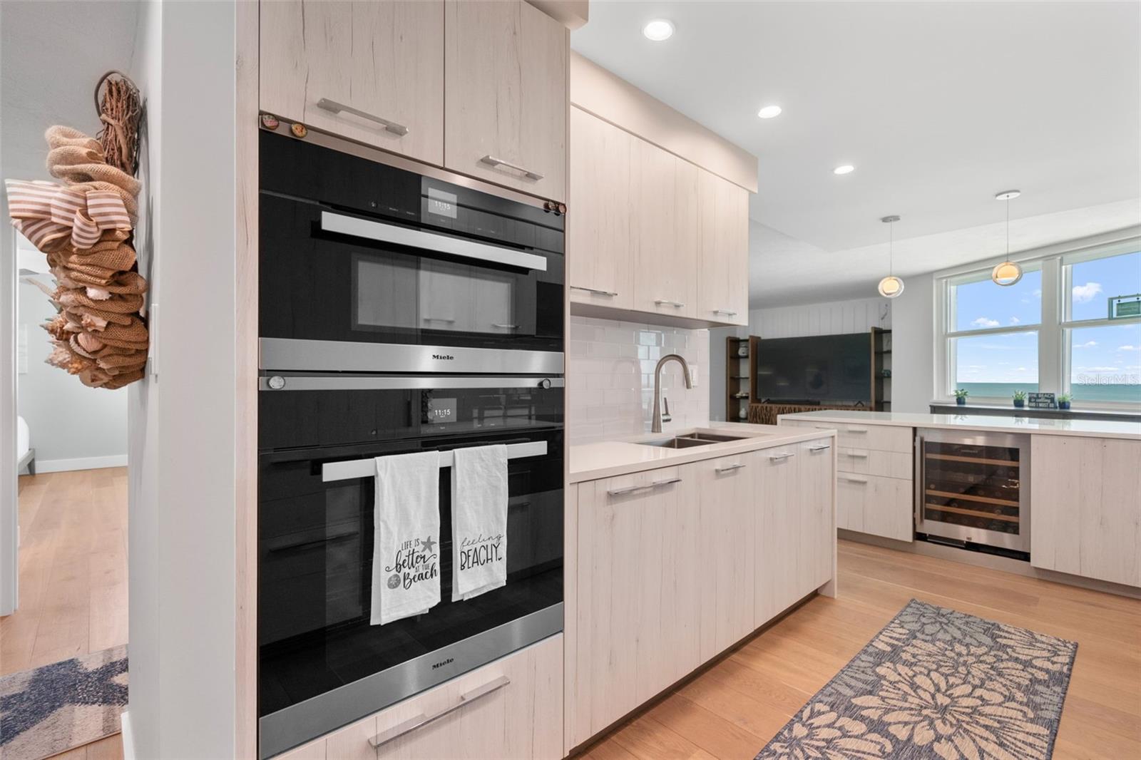 1050 LONGBOAT CLUB RD #901, LONGBOAT KEY, FL, 34228