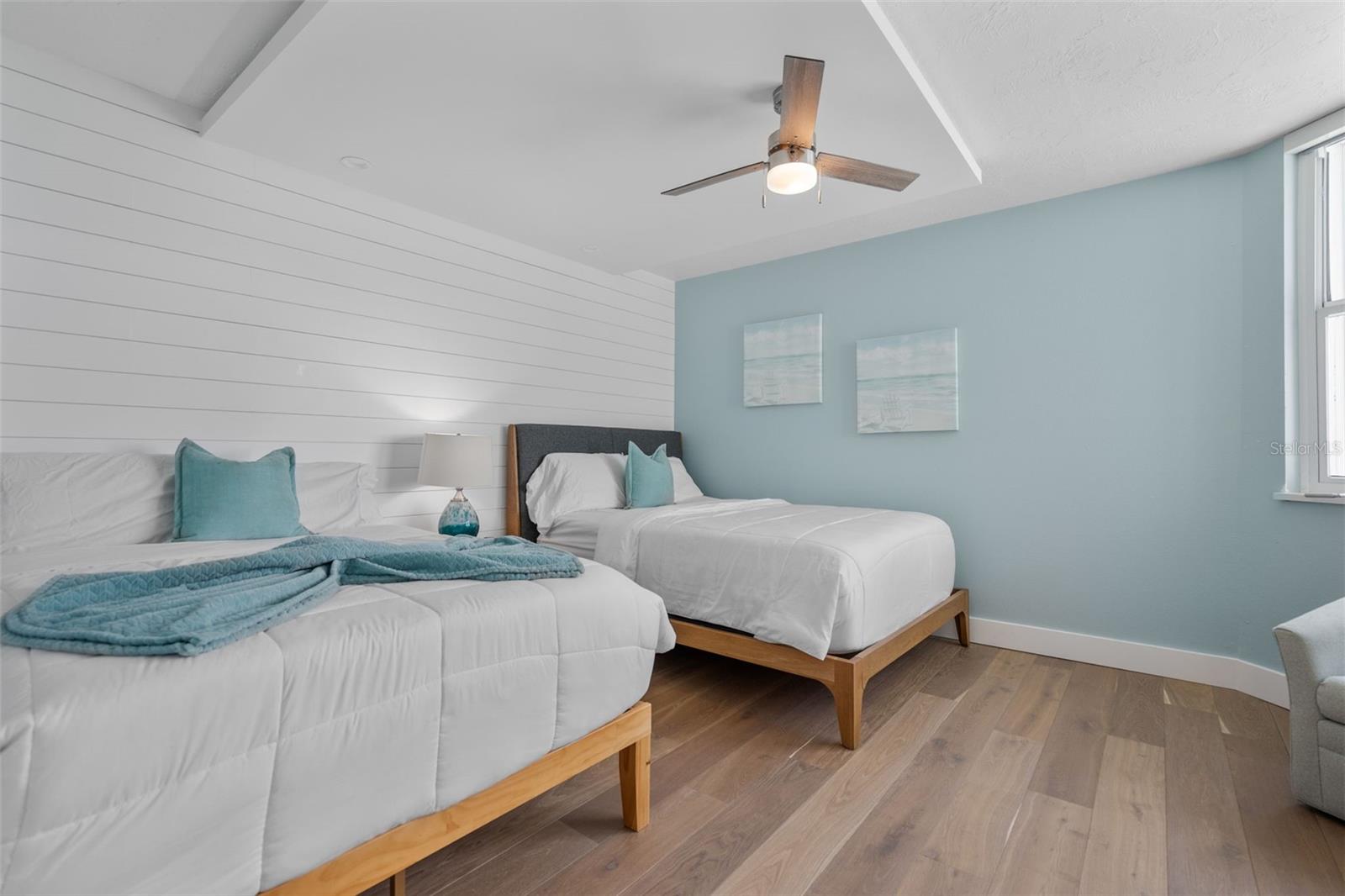 1050 LONGBOAT CLUB RD #901, LONGBOAT KEY, FL, 34228