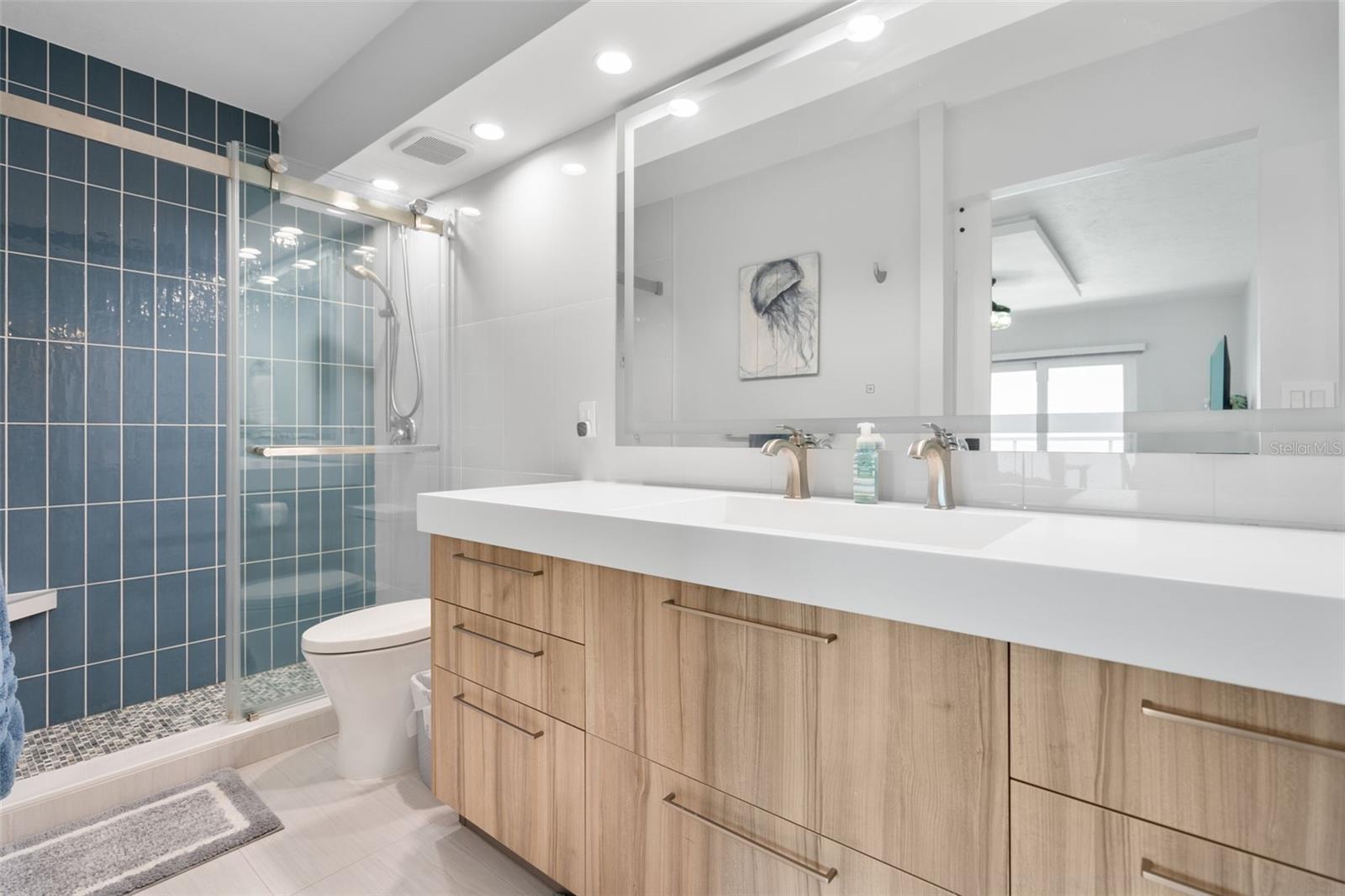 1050 LONGBOAT CLUB RD #901, LONGBOAT KEY, FL, 34228