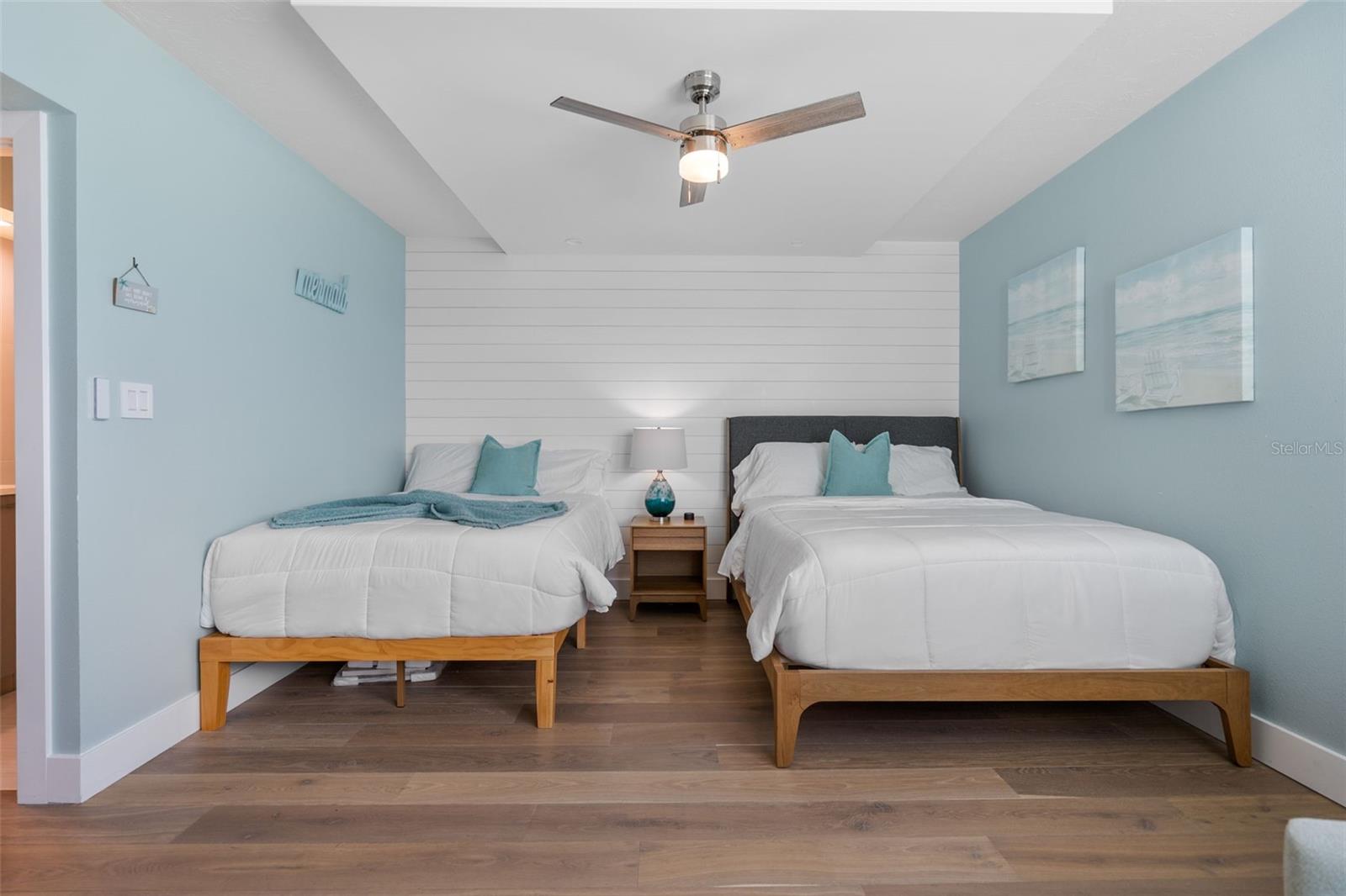 1050 LONGBOAT CLUB RD #901, LONGBOAT KEY, FL, 34228