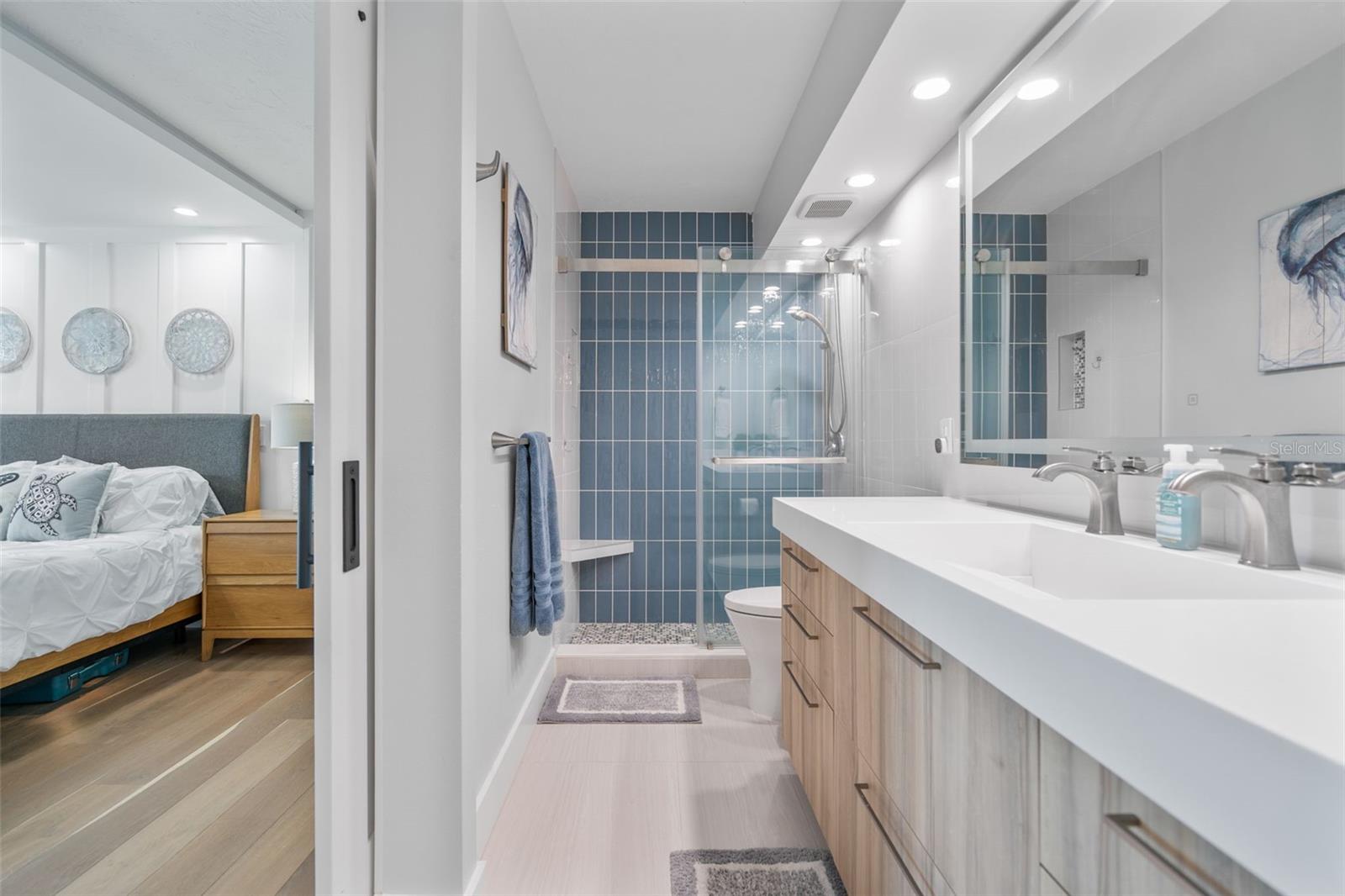 1050 LONGBOAT CLUB RD #901, LONGBOAT KEY, FL, 34228