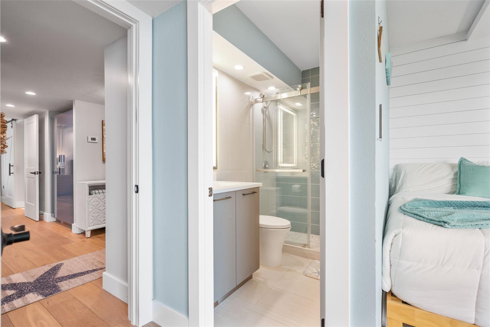 1050 LONGBOAT CLUB RD #901, LONGBOAT KEY, FL, 34228
