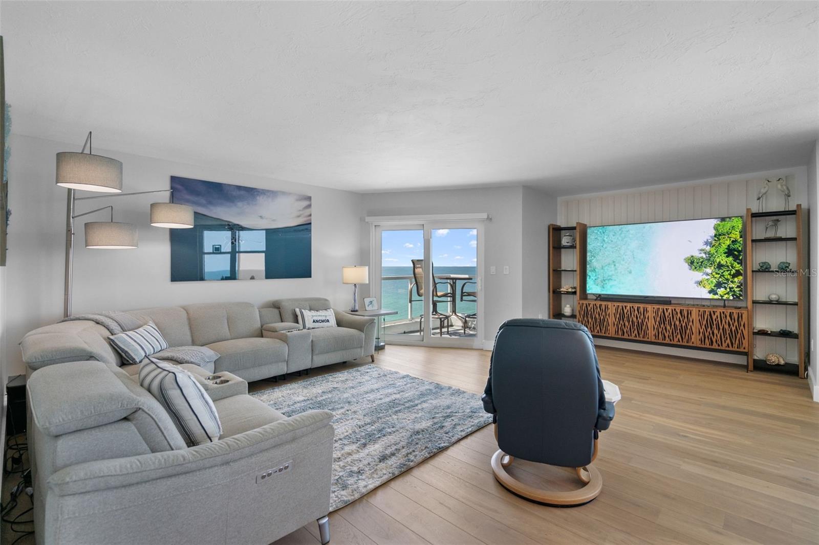 1050 LONGBOAT CLUB RD #901, LONGBOAT KEY, FL, 34228