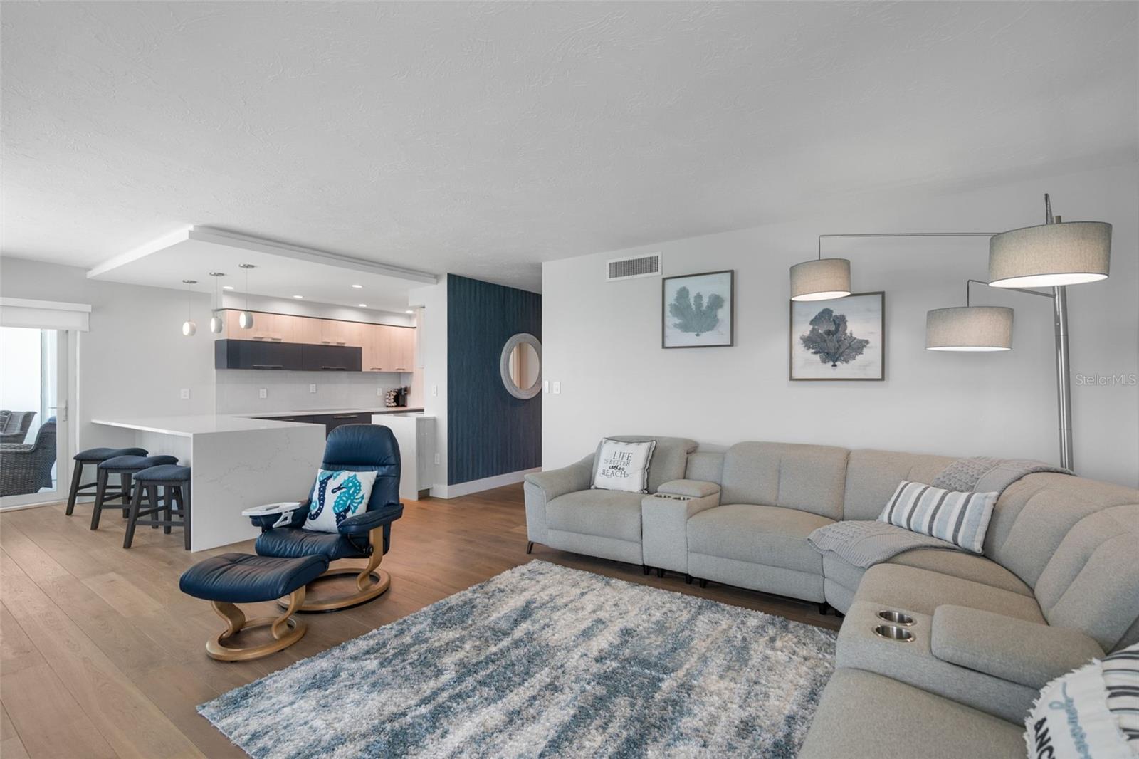 1050 LONGBOAT CLUB RD #901, LONGBOAT KEY, FL, 34228