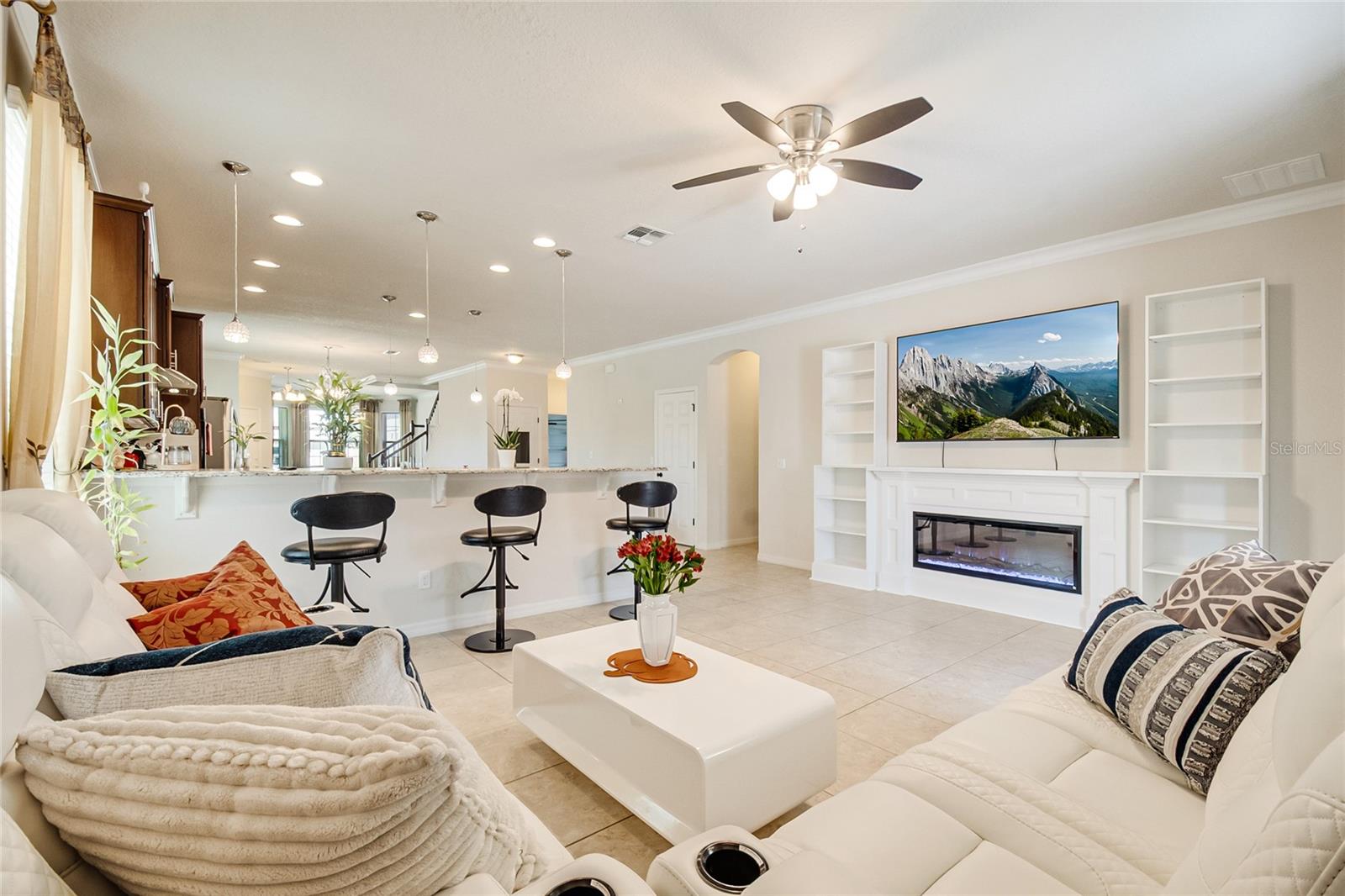 2001 RED BLUFF AVE, APOPKA, FL, 32712