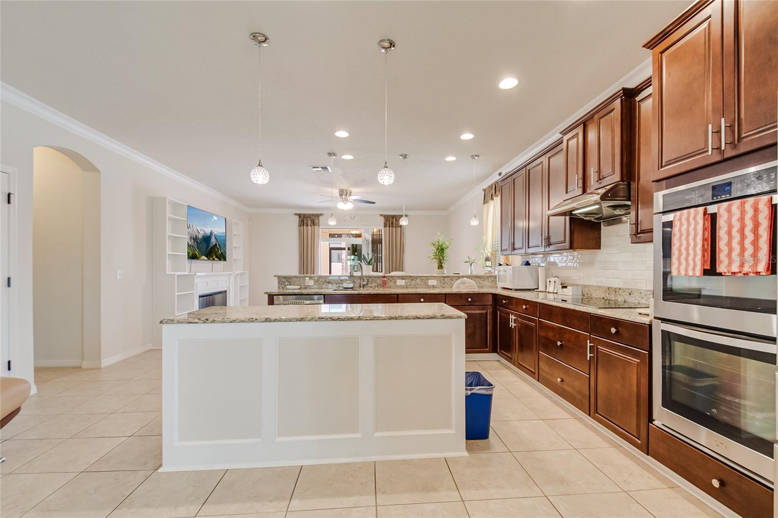 2001 RED BLUFF AVE, APOPKA, FL, 32712