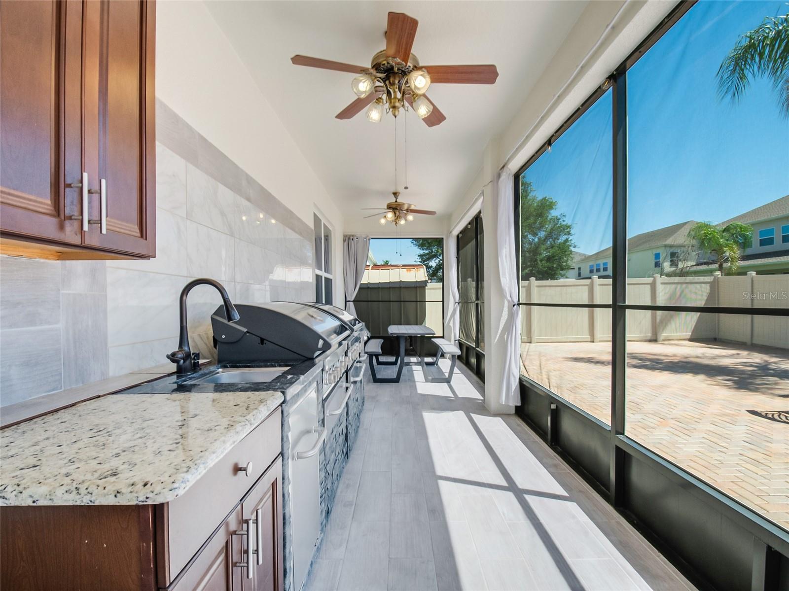 2001 RED BLUFF AVE, APOPKA, FL, 32712