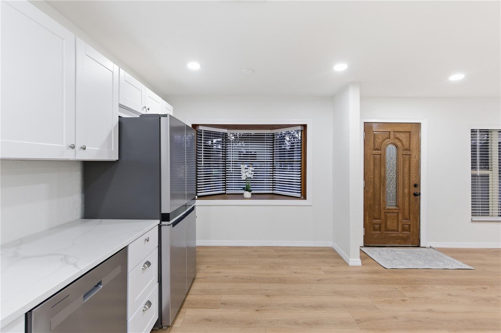 8607 MAY CIR, TAMPA, FL, 33614