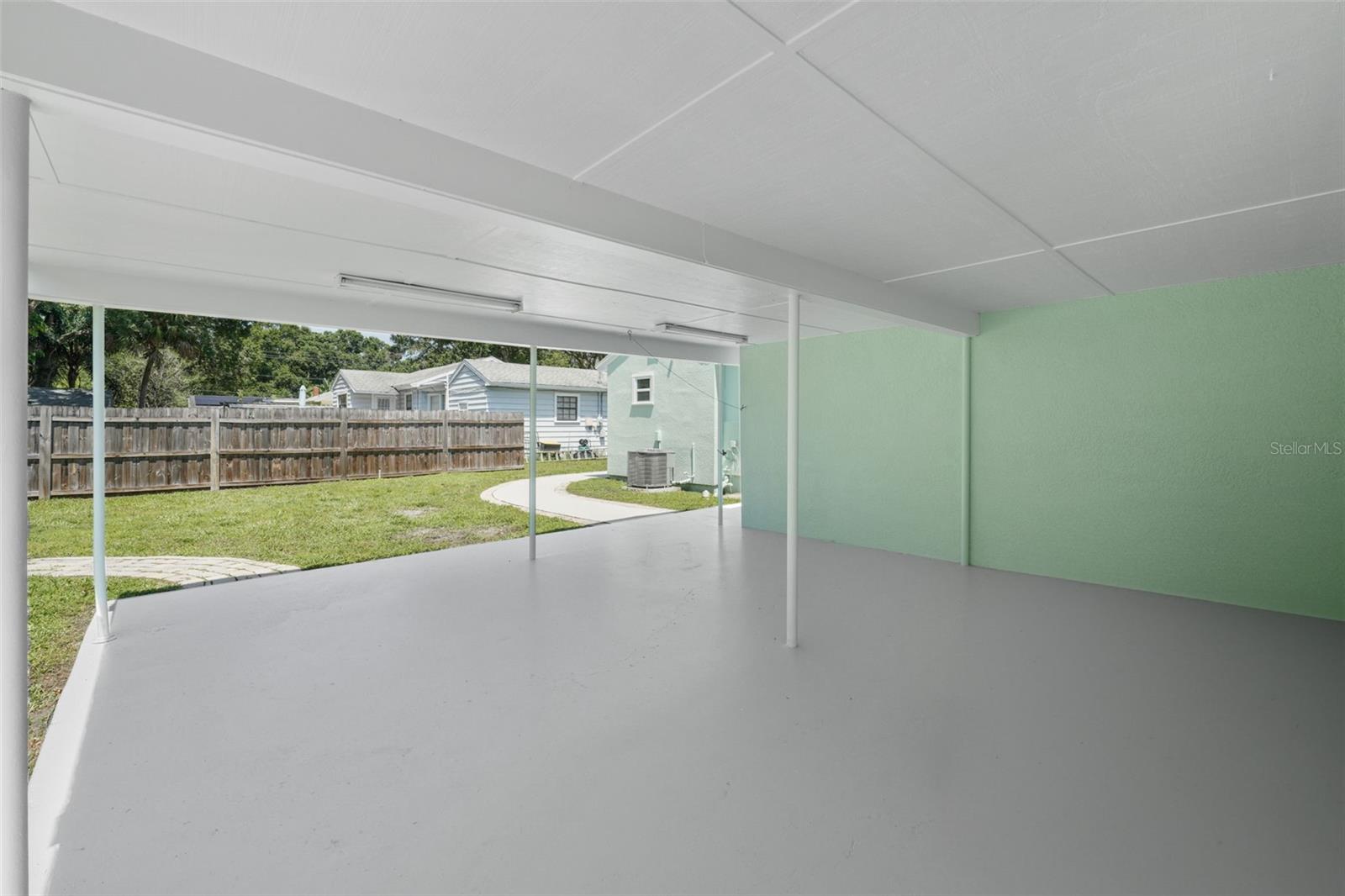814 W INDIANA AVE, TAMPA, FL, 33603