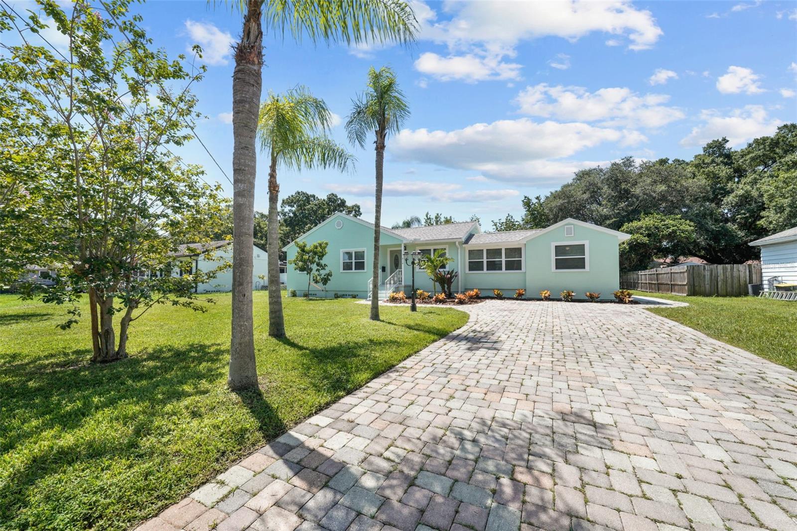814 W INDIANA AVE, TAMPA, FL, 33603