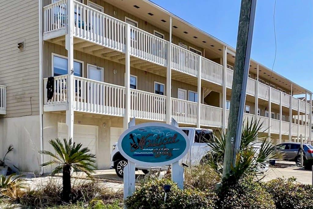 111 GULF WINDS CT #111, DESTIN, FL, 32541