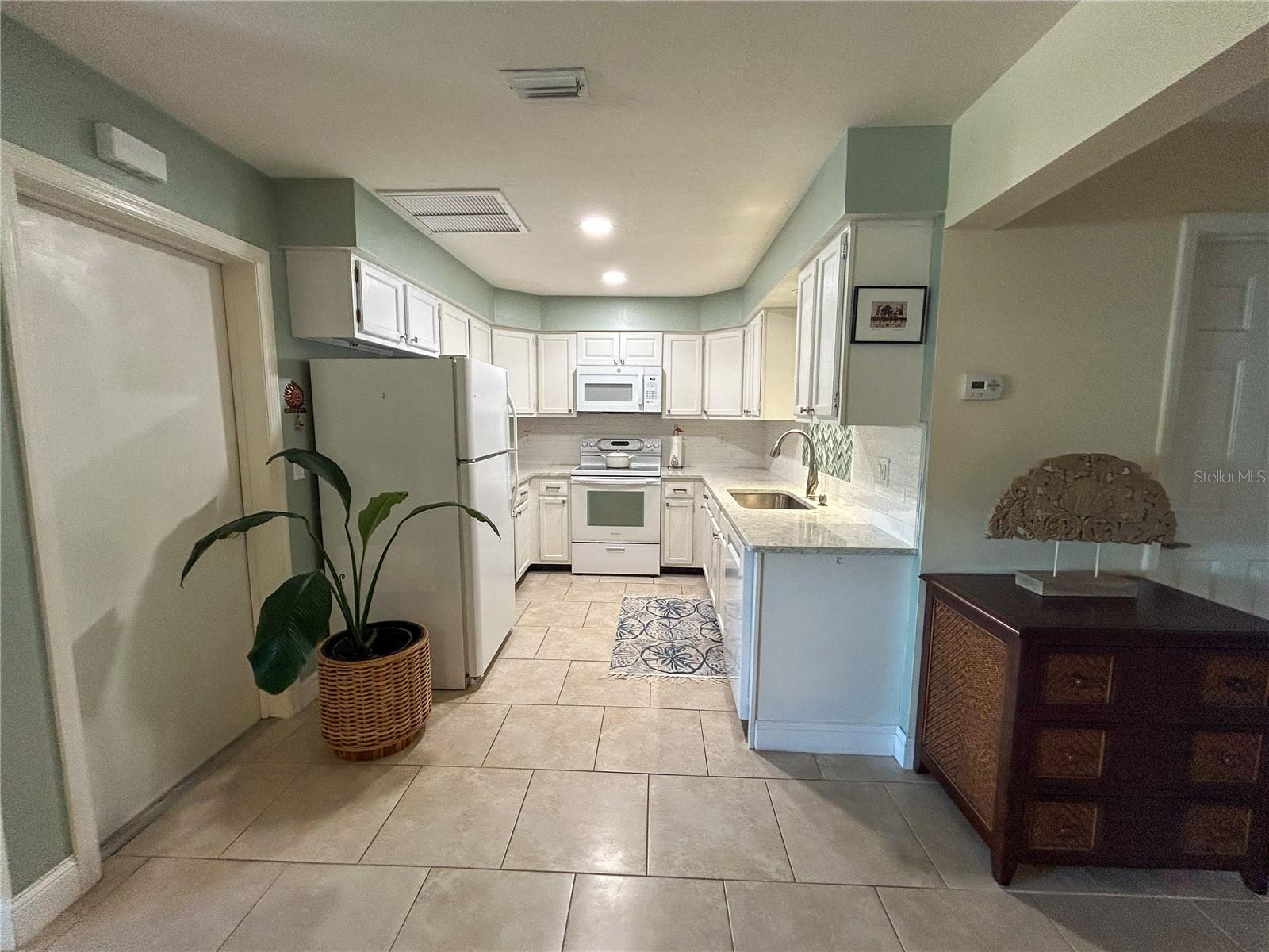 275 S 4TH ST #2, COCOA BEACH, FL, 32931