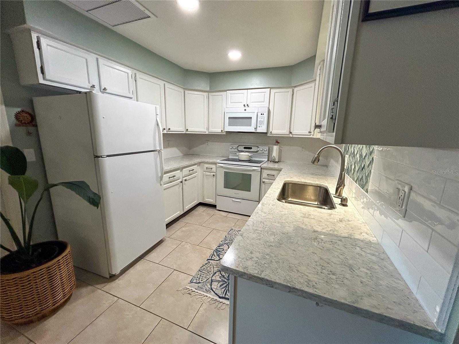 275 S 4TH ST #2, COCOA BEACH, FL, 32931