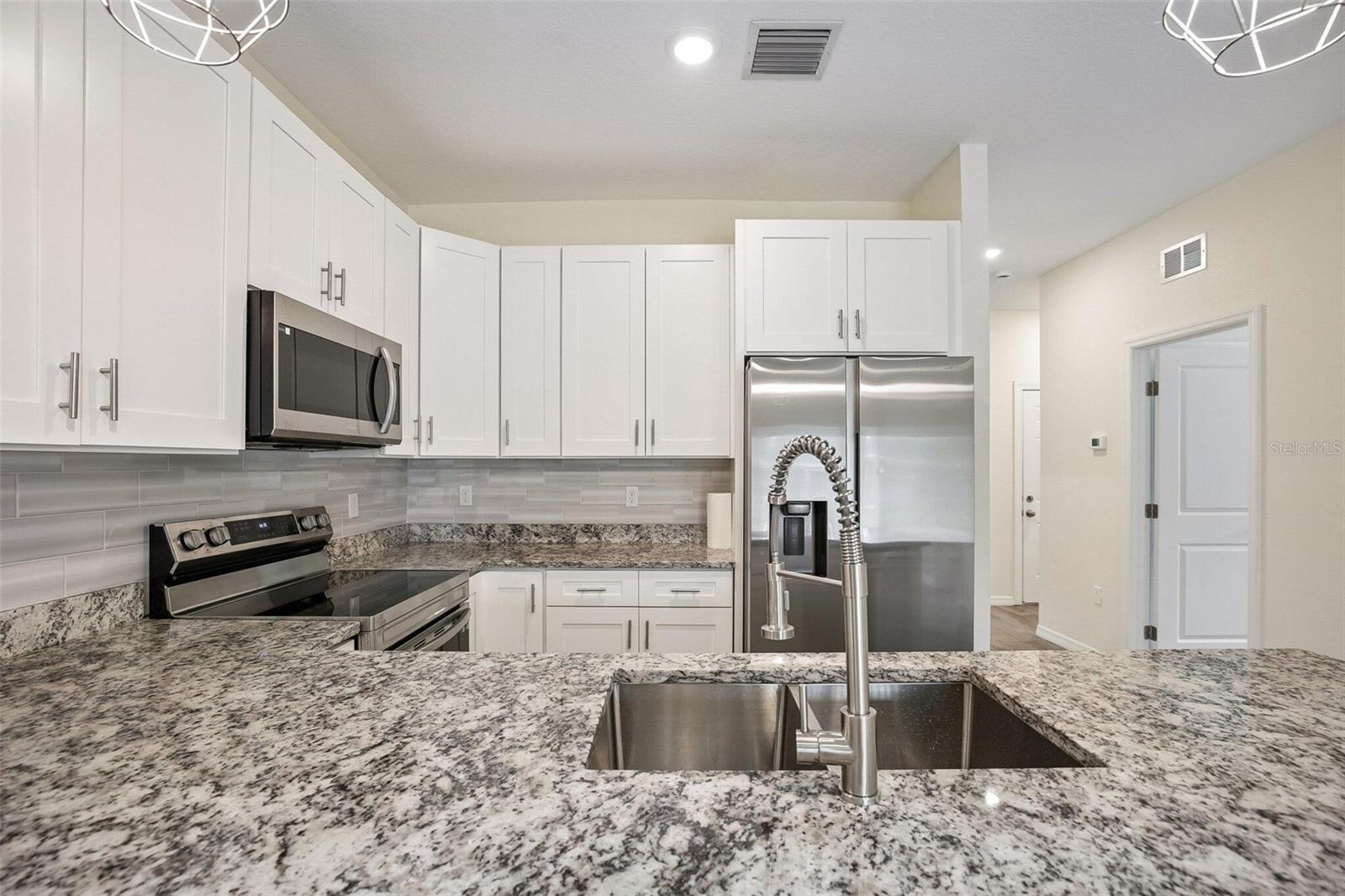 321 CAMILLIA LN, PORT CHARLOTTE, FL, 33954