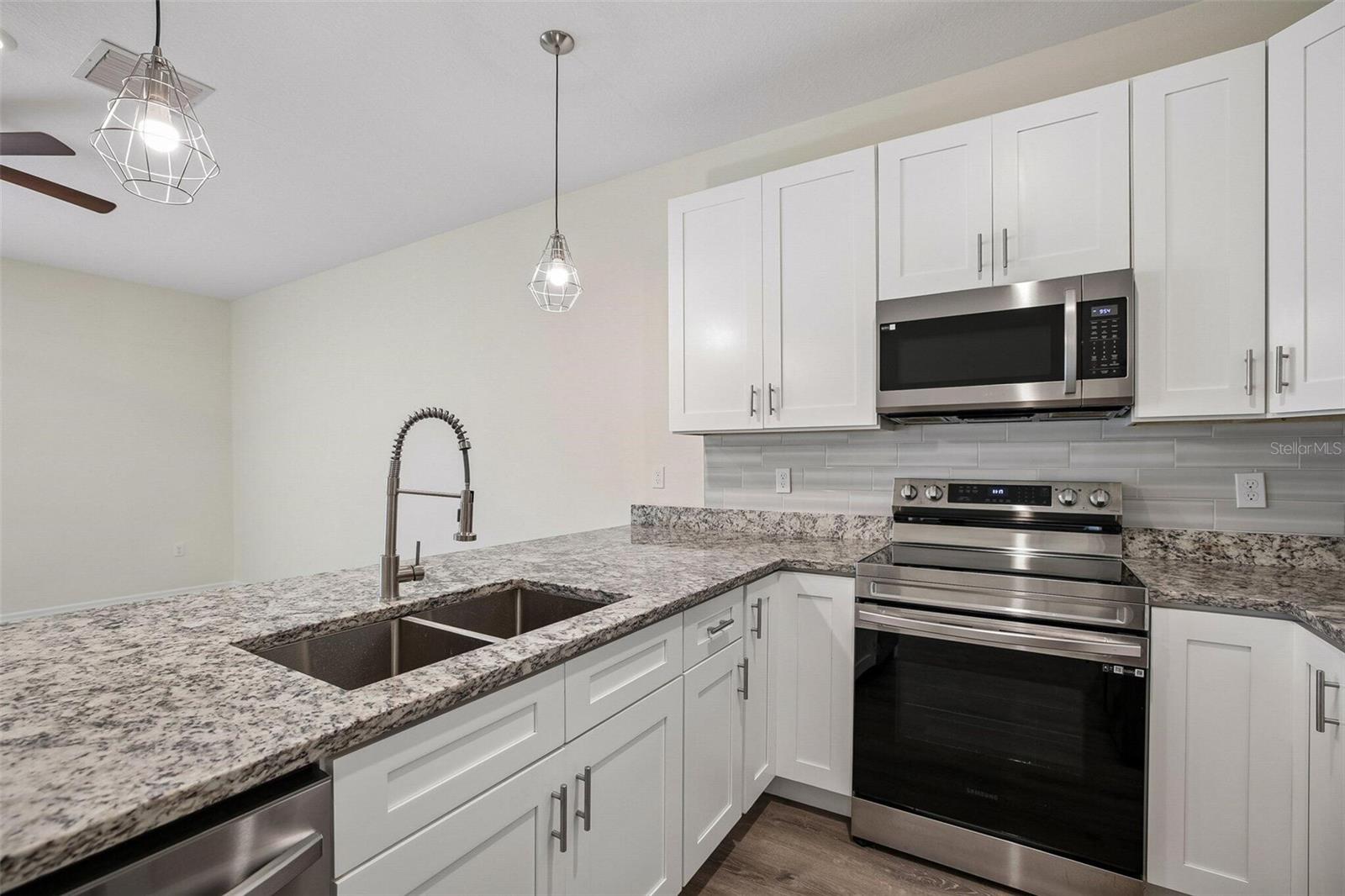 321 CAMILLIA LN, PORT CHARLOTTE, FL, 33954