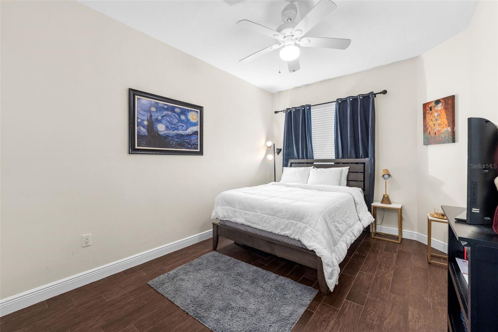 423 NE 2ND AVE, GAINESVILLE, FL, 32601