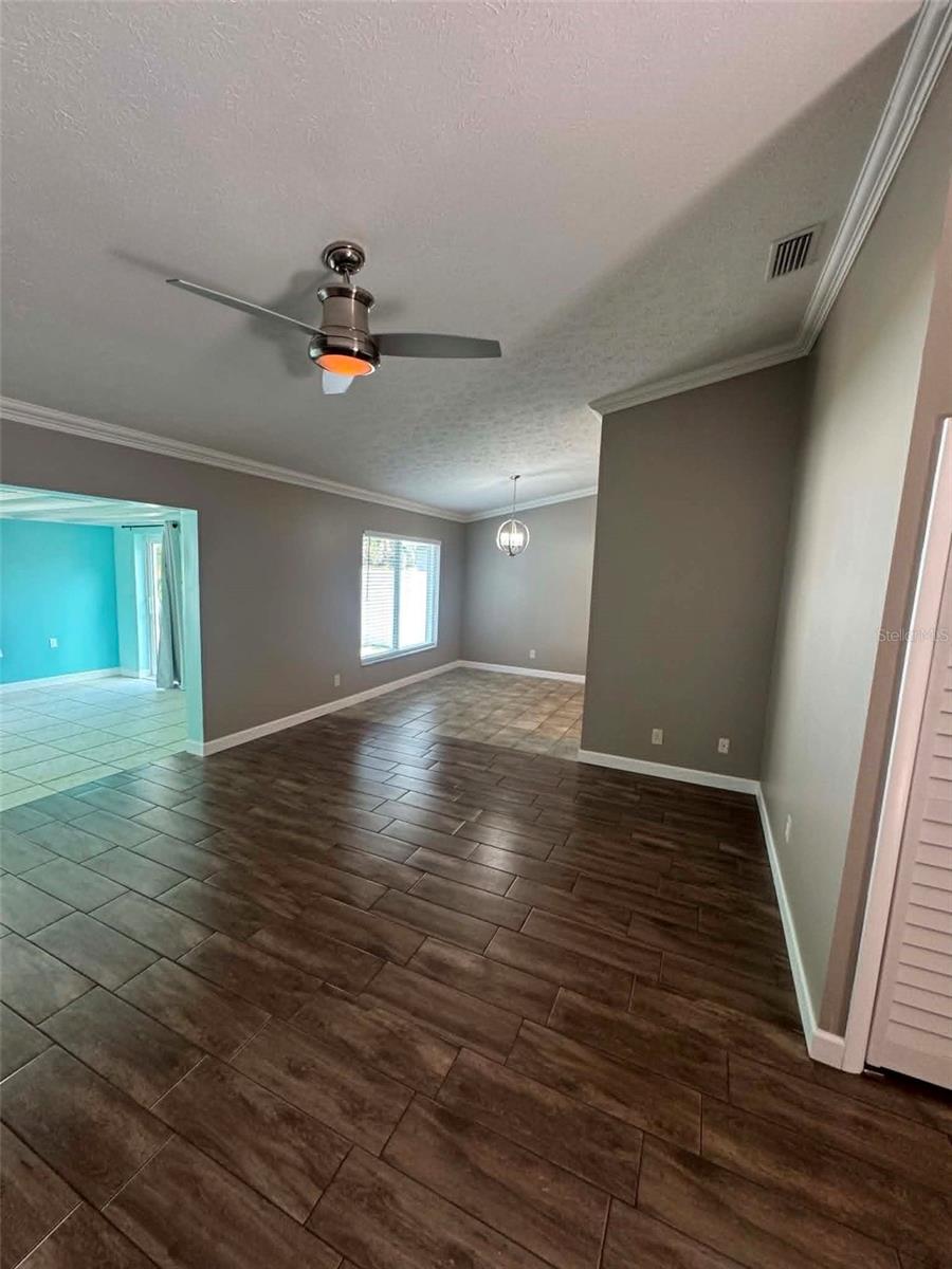 6711 S SHERIDAN RD, TAMPA, FL, 33611