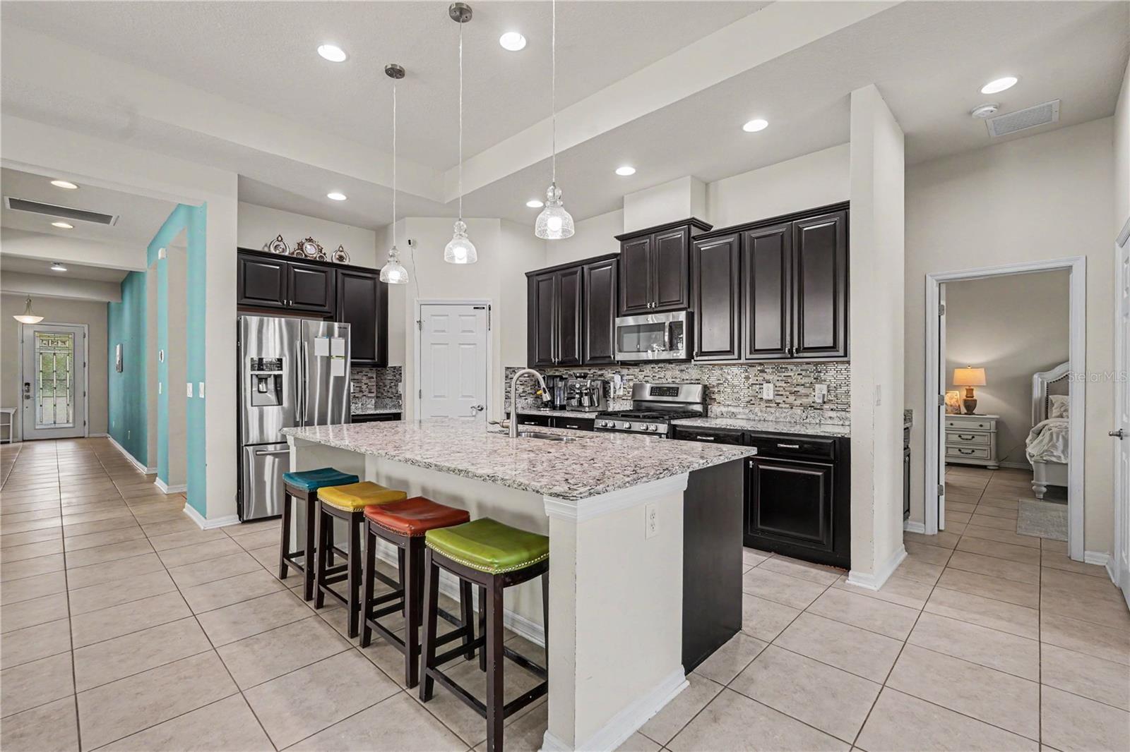 204 SHELL CREEK CT, APOLLO BEACH, FL, 33572