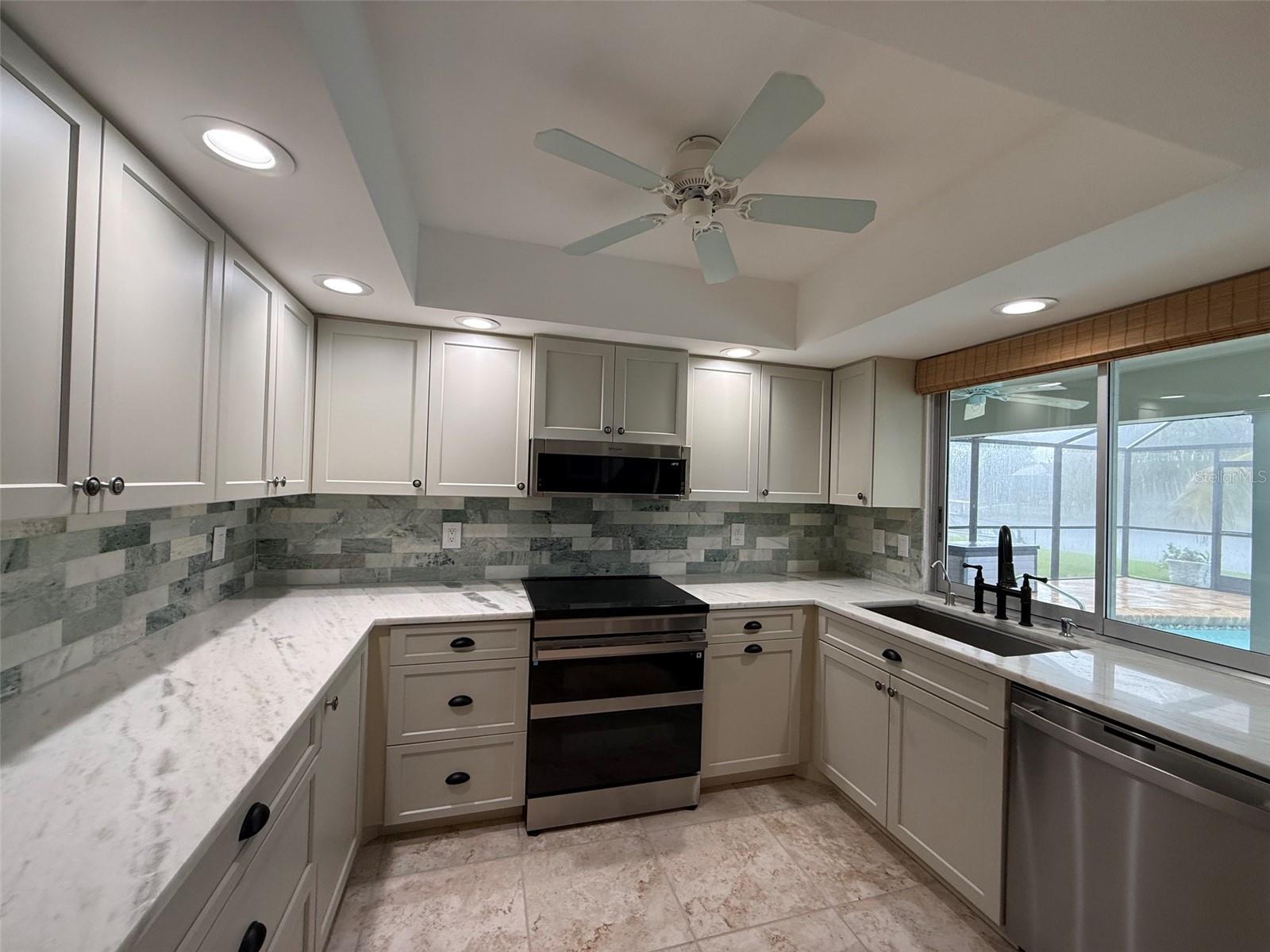 2448 ROSA LN, PUNTA GORDA, FL, 33950