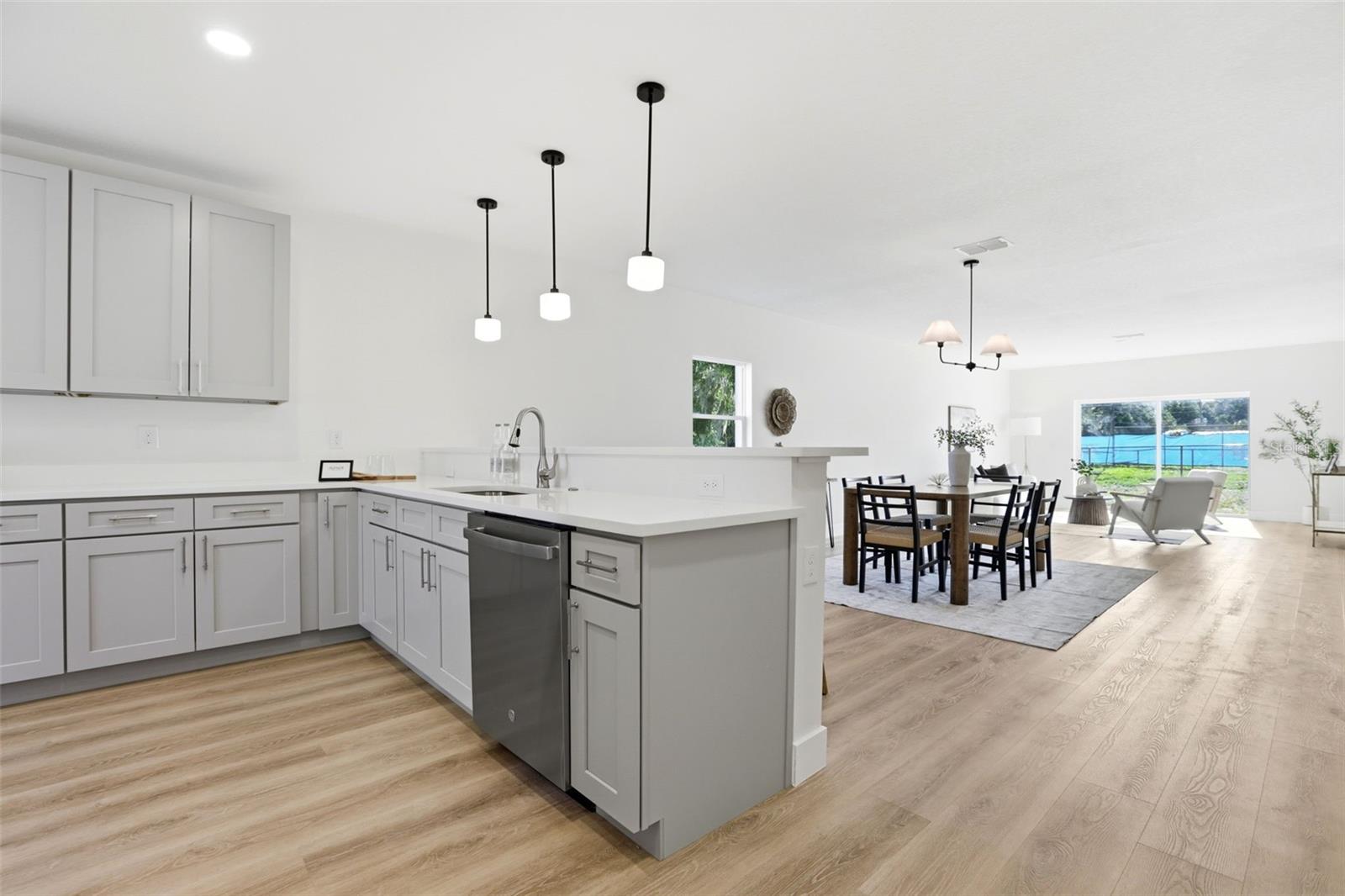 1328 MARSHALL DR, LEESBURG, FL, 34748