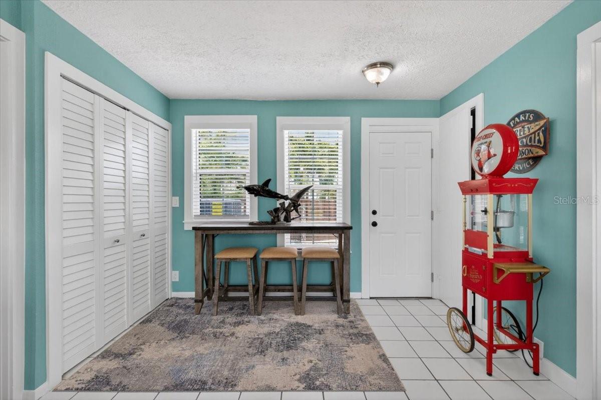 216 SUNRISE DR, NOKOMIS, FL, 34275