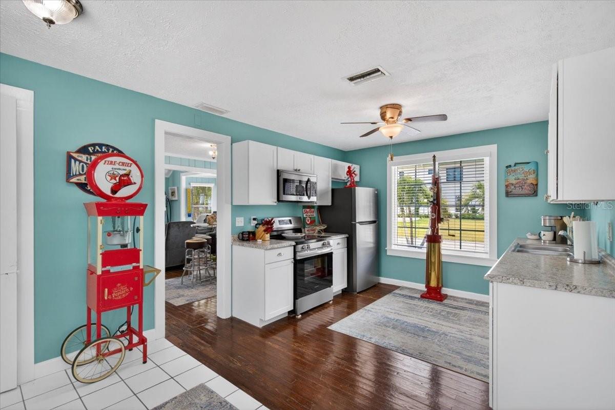216 SUNRISE DR, NOKOMIS, FL, 34275