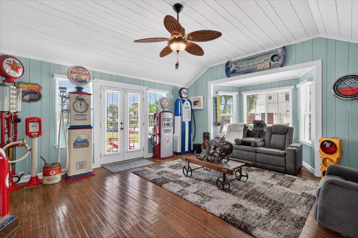 216 SUNRISE DR, NOKOMIS, FL, 34275