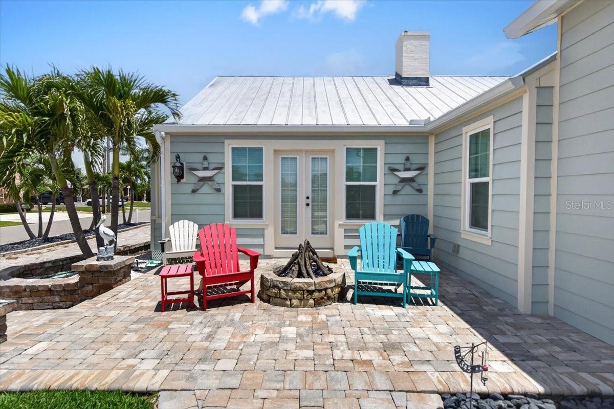 216 SUNRISE DR, NOKOMIS, FL, 34275