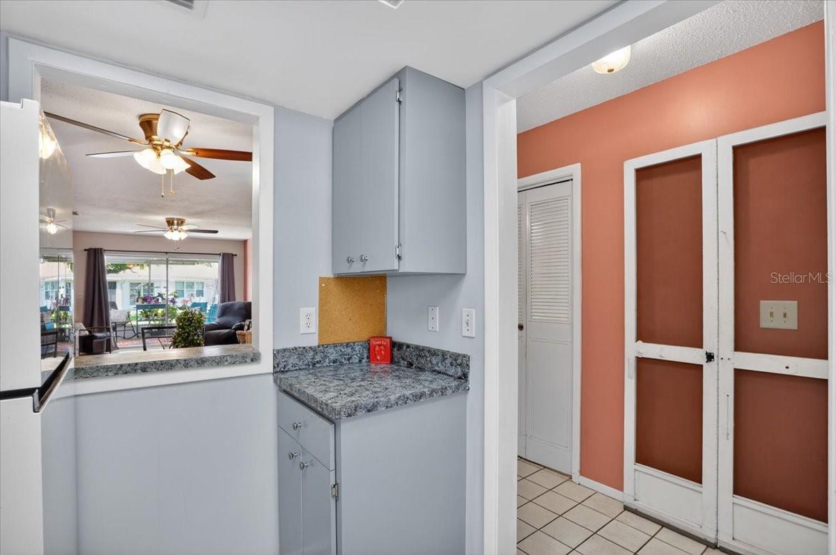 2719 51ST AVE W, BRADENTON, FL, 34207