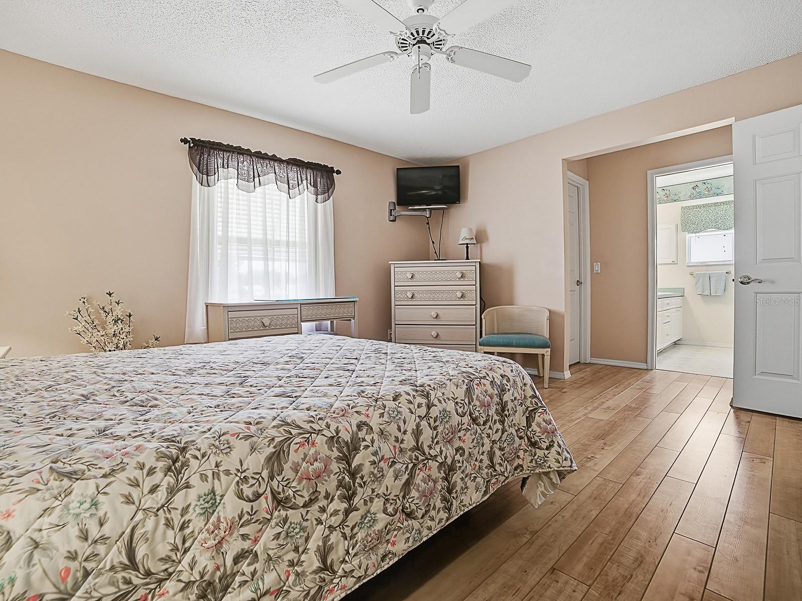 1202 CHAPARRAL DR, THE VILLAGES, FL, 32159