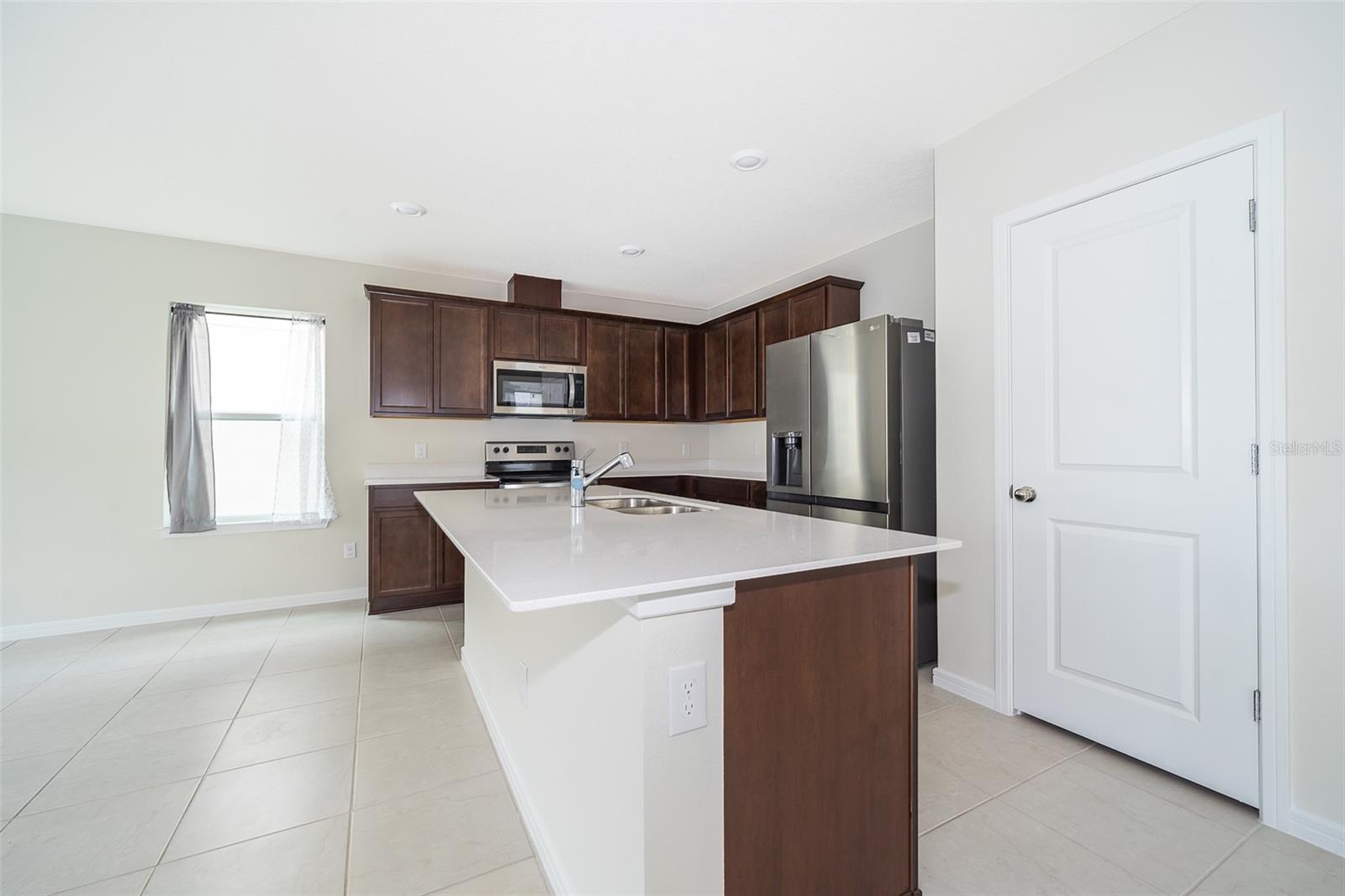 1941 SUMMER SERENITY DR, KISSIMMEE, FL, 34744