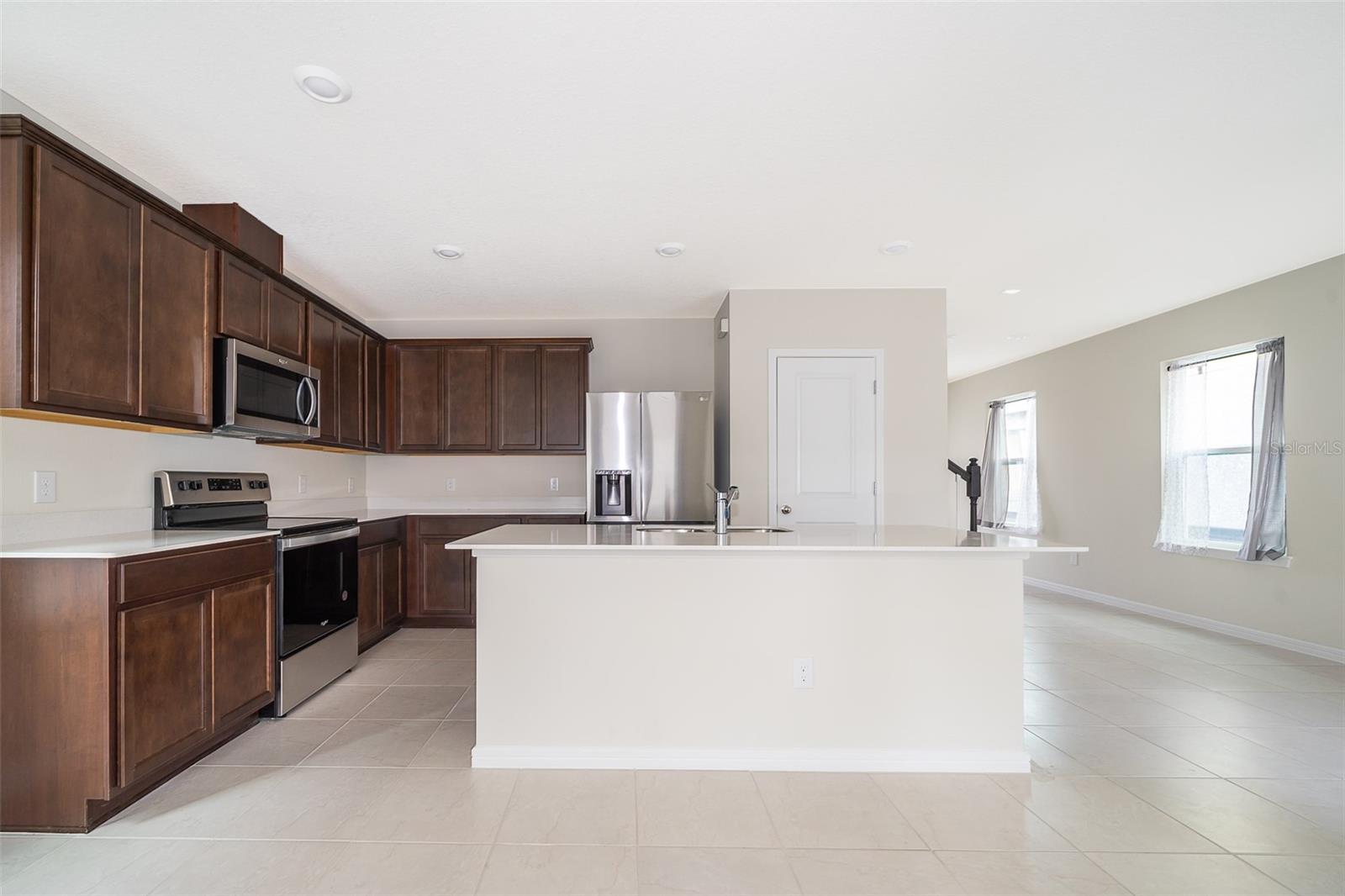 1941 SUMMER SERENITY DR, KISSIMMEE, FL, 34744